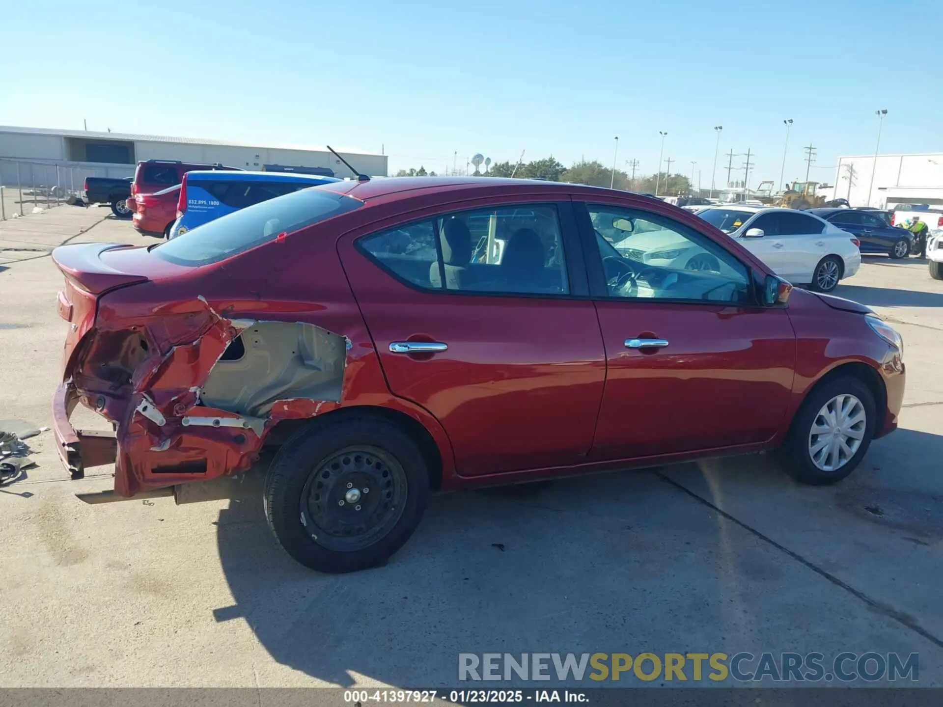 14 fotografías del automóvil dañado 3N1CN7AP6KL861338 NISSAN VERSA 2019