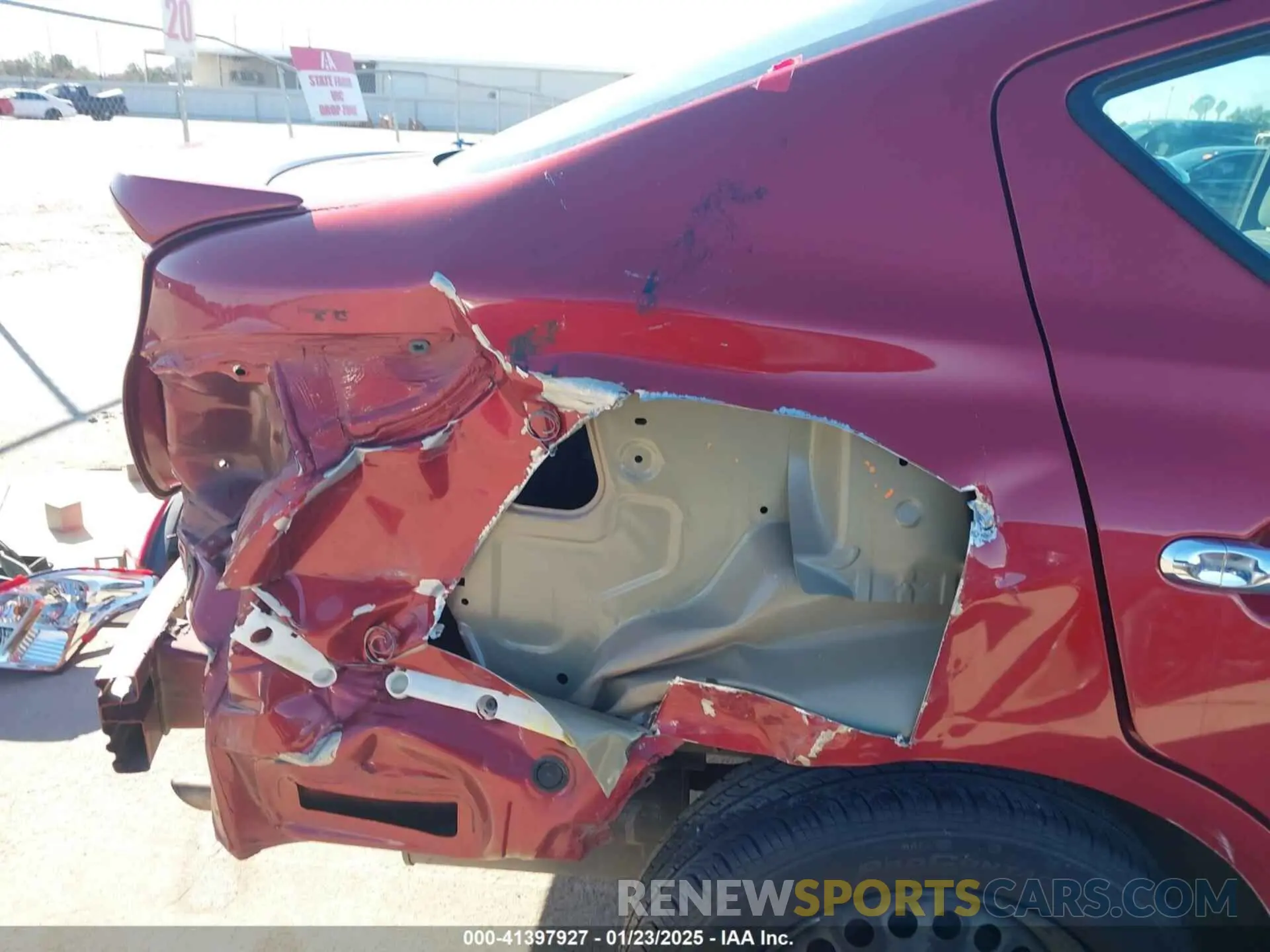 18 fotografías del automóvil dañado 3N1CN7AP6KL861338 NISSAN VERSA 2019