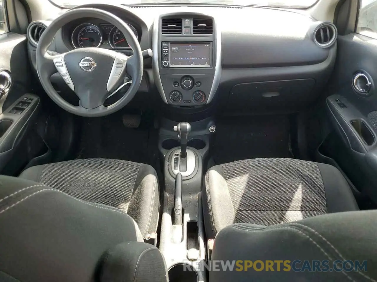 8 fotografías del automóvil dañado 3N1CN7AP7KL814853 NISSAN VERSA 2019