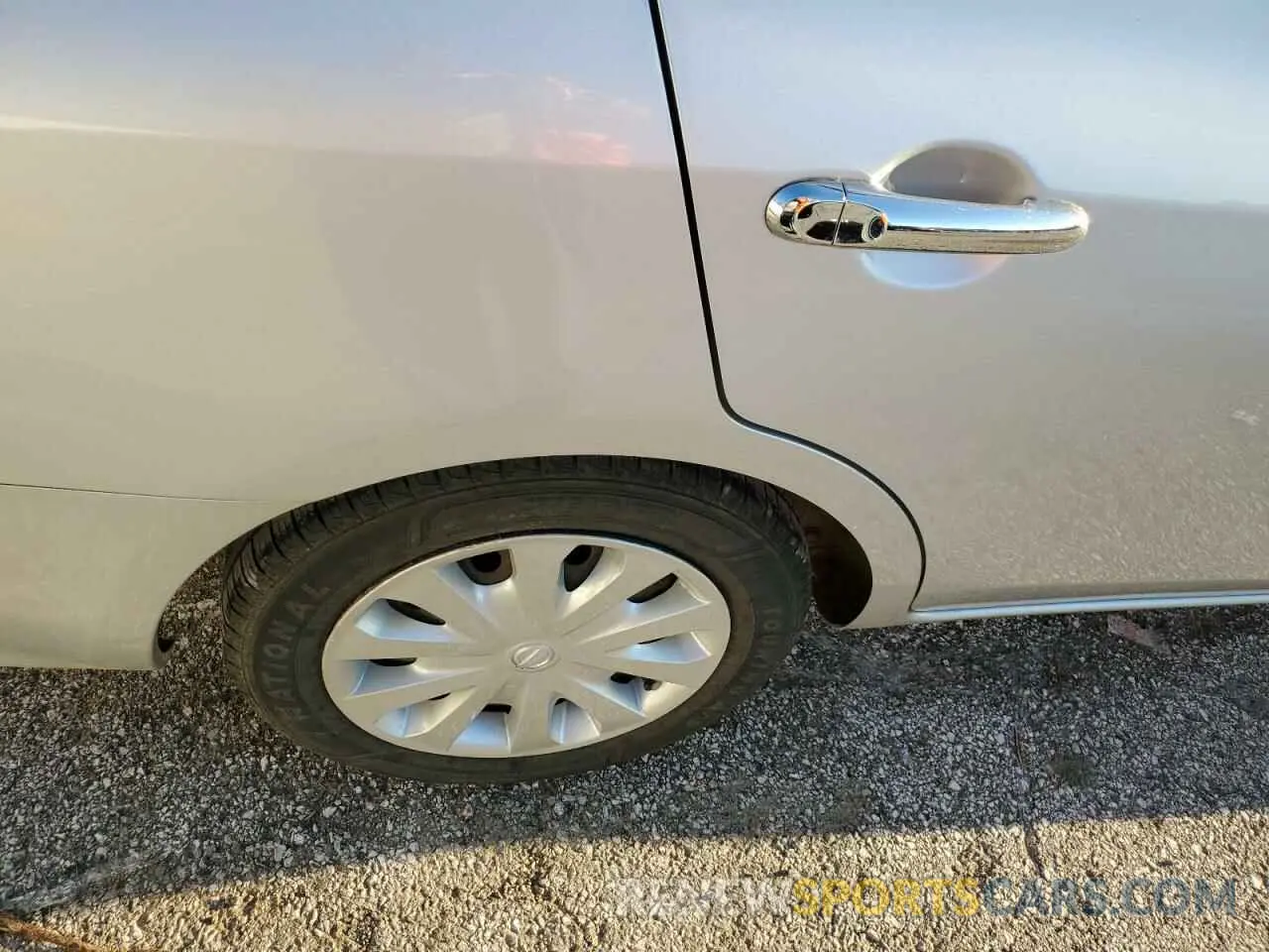 10 fotografías del automóvil dañado 3N1CN7AP7KL834066 NISSAN VERSA 2019