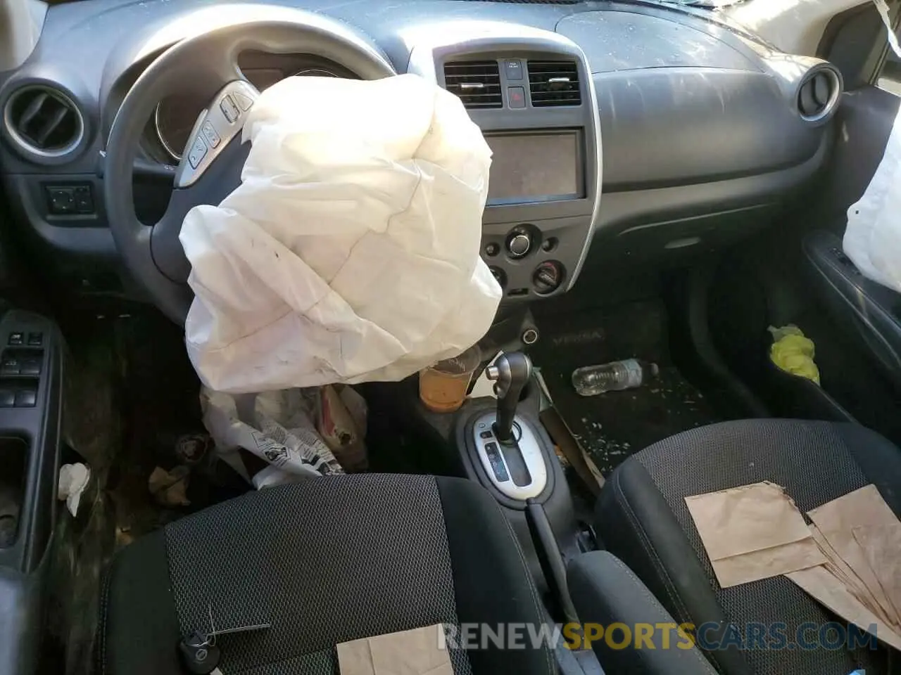 8 fotografías del automóvil dañado 3N1CN7AP7KL834066 NISSAN VERSA 2019