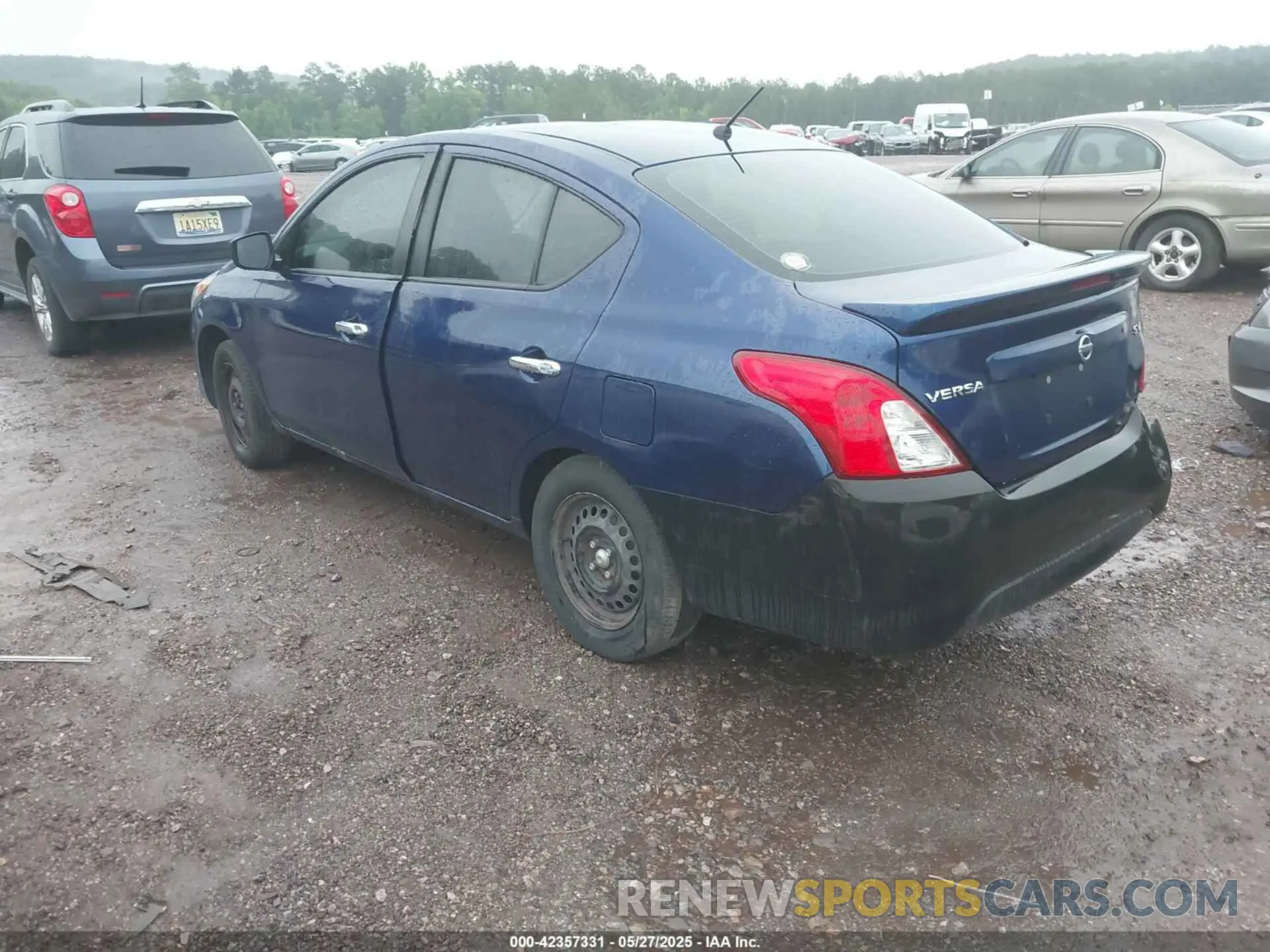 3 fotografías del automóvil dañado 3N1CN7AP7KL866595 NISSAN VERSA 2019