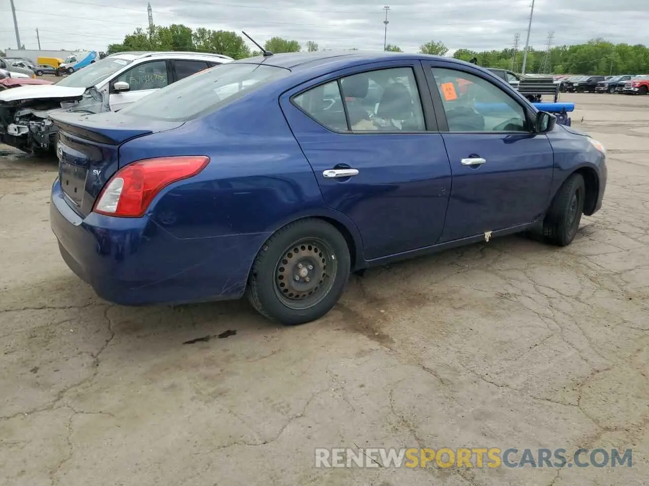 3 fotografías del automóvil dañado 3N1CN7AP7KL878228 NISSAN VERSA 2019
