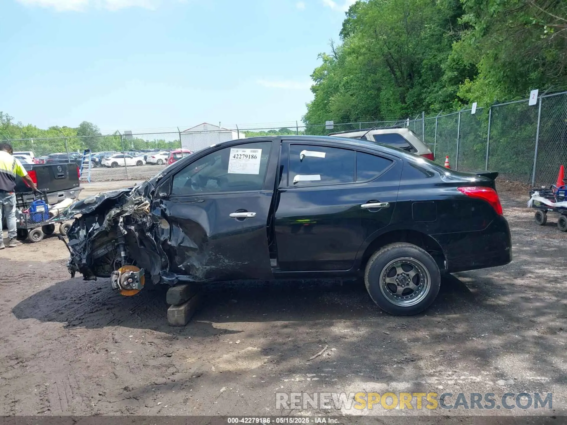 14 fotografías del automóvil dañado 3N1CN7AP7KL879749 NISSAN VERSA 2019