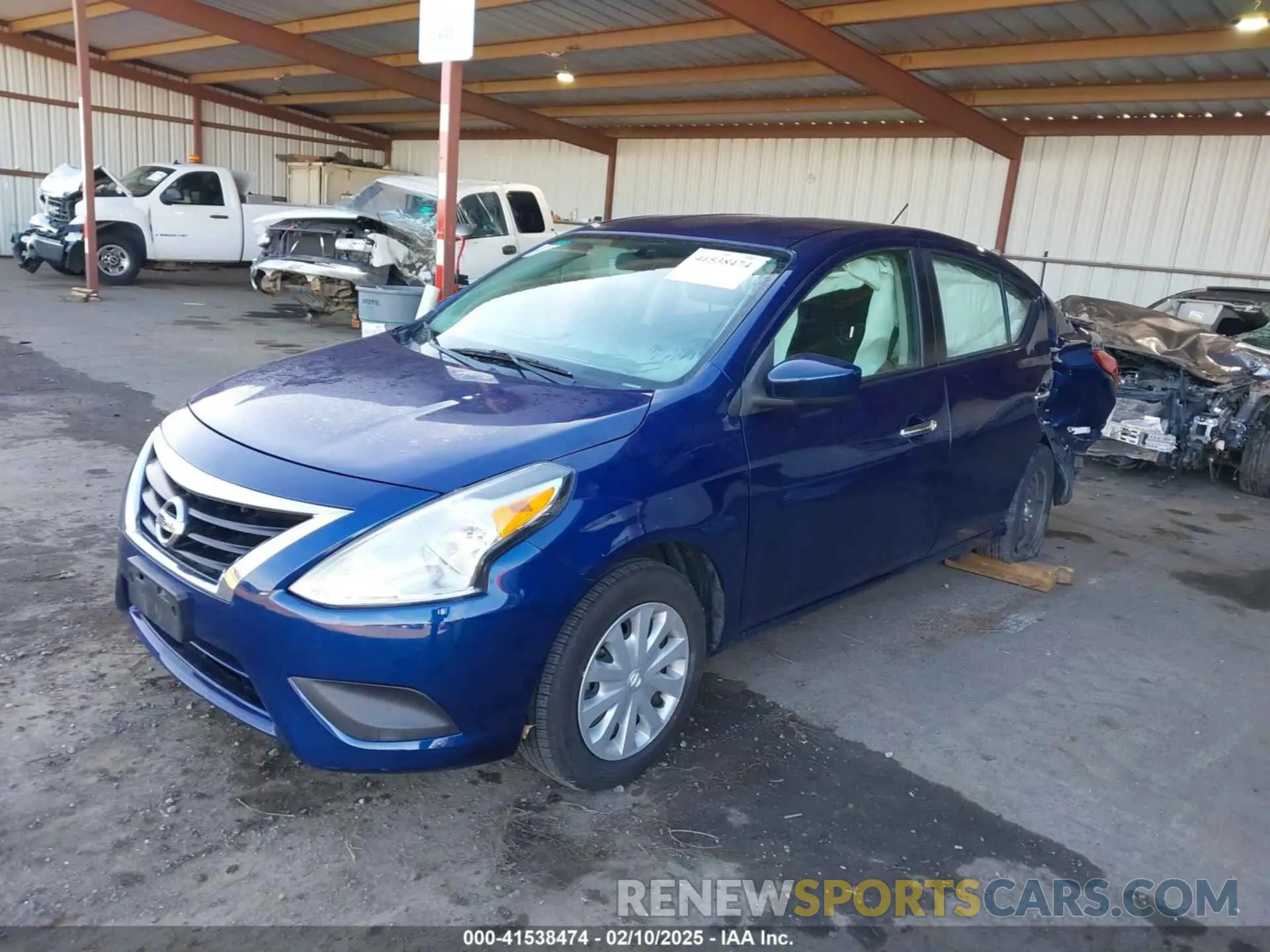 2 fotografías del automóvil dañado 3N1CN7AP8KL807538 NISSAN VERSA 2019