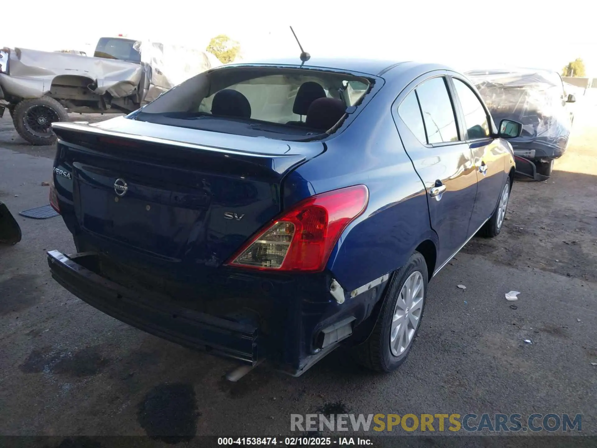 4 fotografías del automóvil dañado 3N1CN7AP8KL807538 NISSAN VERSA 2019