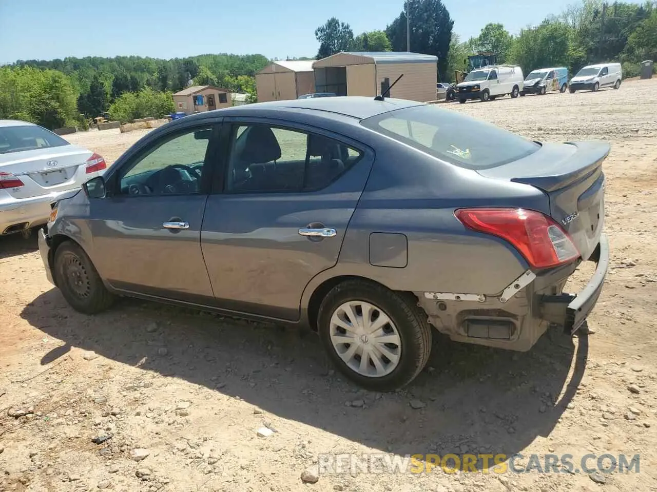 2 fotografías del automóvil dañado 3N1CN7AP8KL815526 NISSAN VERSA 2019