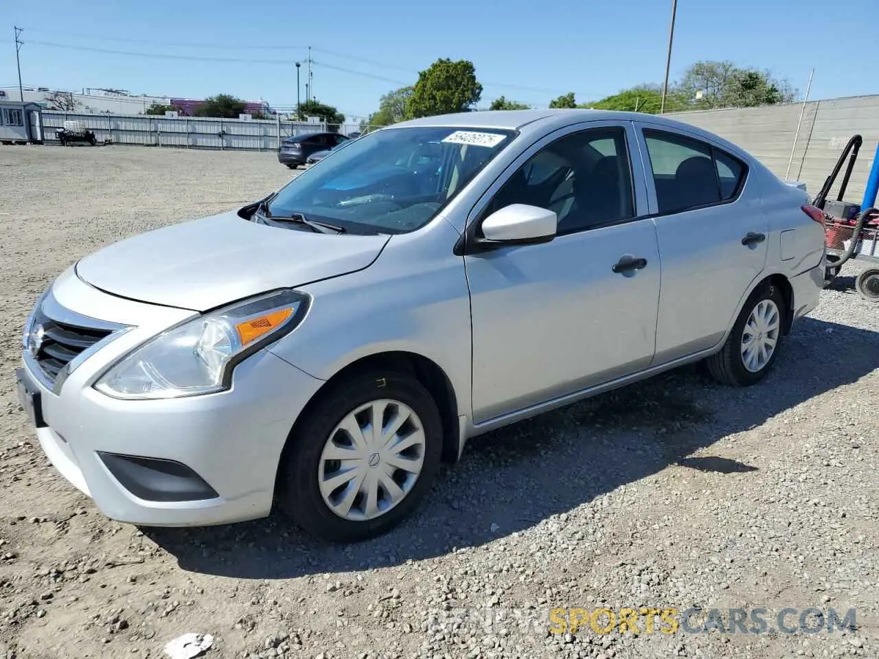 1 fotografías del automóvil dañado 3N1CN7AP8KL817633 NISSAN VERSA 2019
