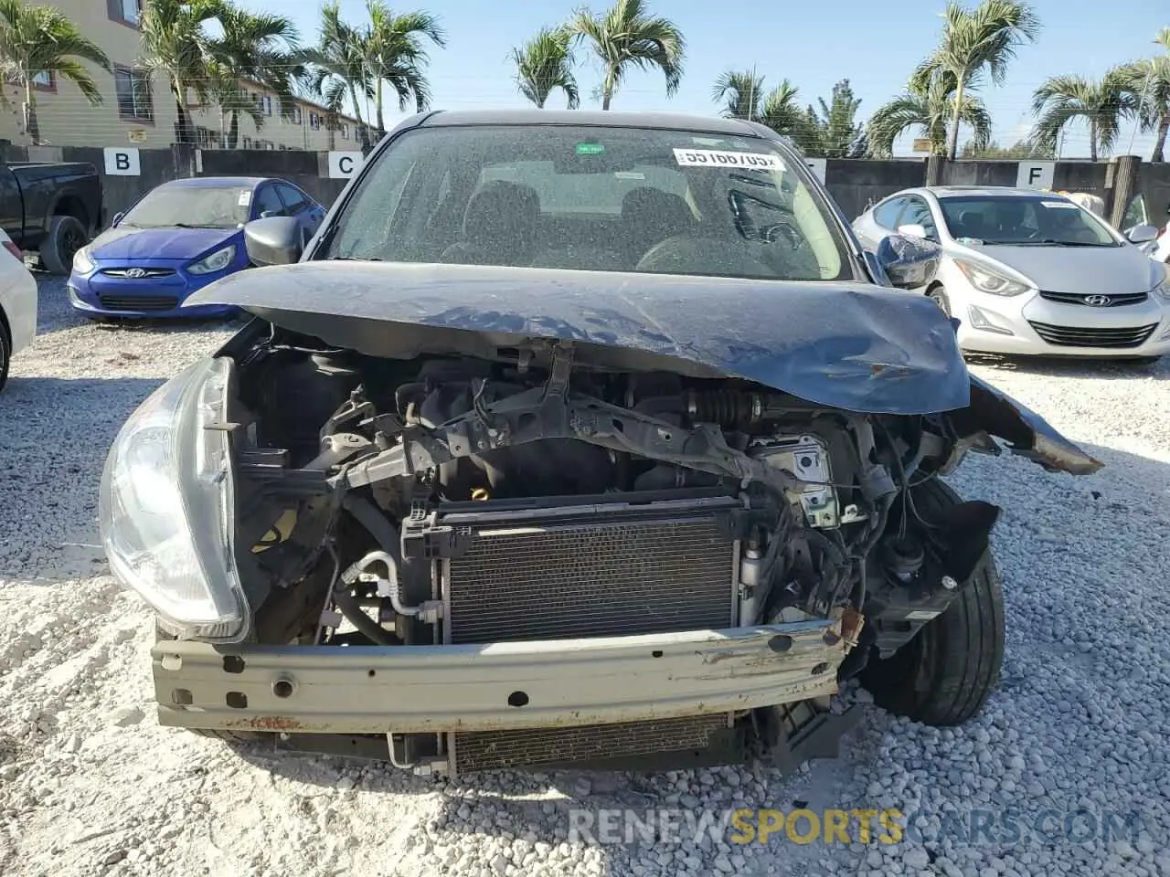 5 fotografías del automóvil dañado 3N1CN7AP8KL825716 NISSAN VERSA 2019