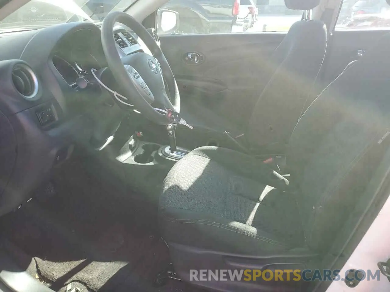7 fotografías del automóvil dañado 3N1CN7AP8KL832374 NISSAN VERSA 2019