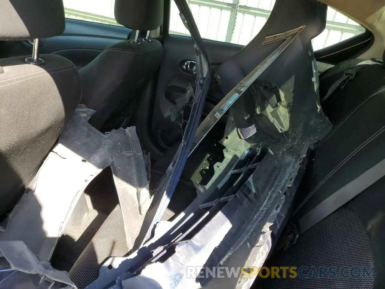 13 fotografías del automóvil dañado 3N1CN7AP8KL848395 NISSAN VERSA 2019