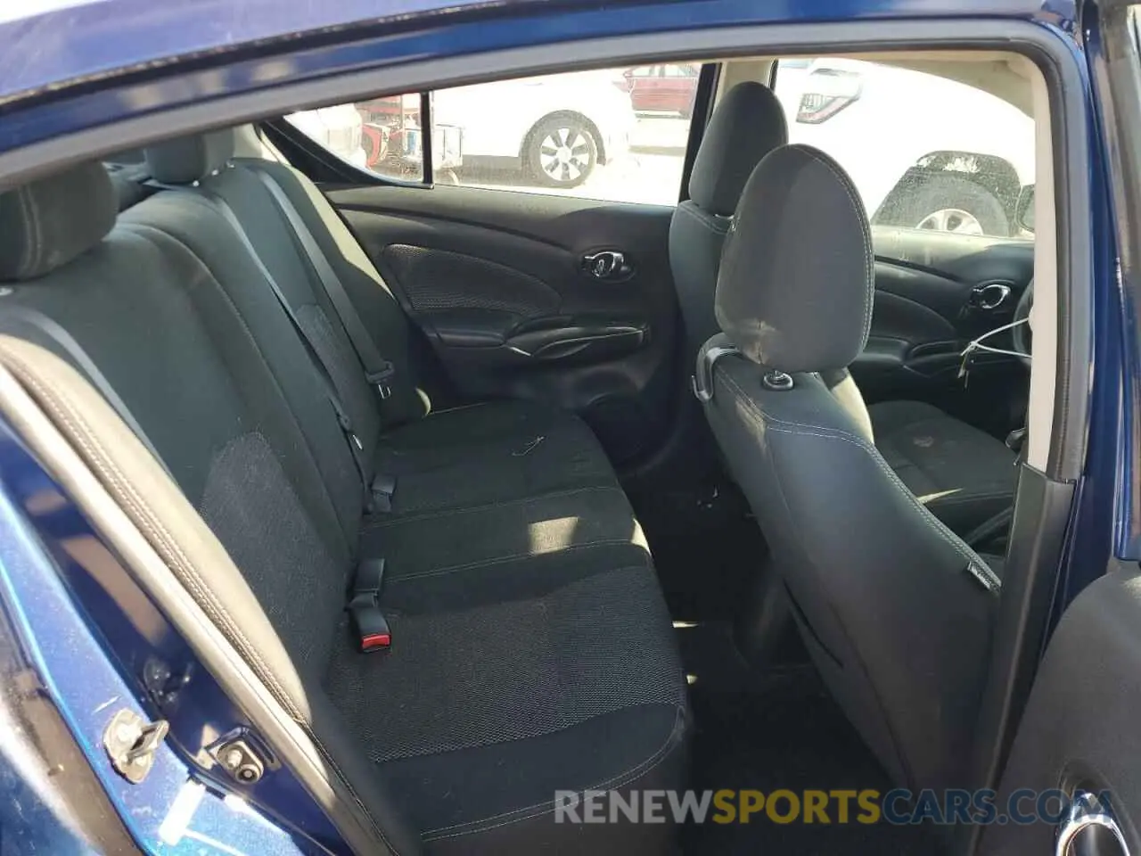 10 fotografías del automóvil dañado 3N1CN7AP8KL851765 NISSAN VERSA 2019