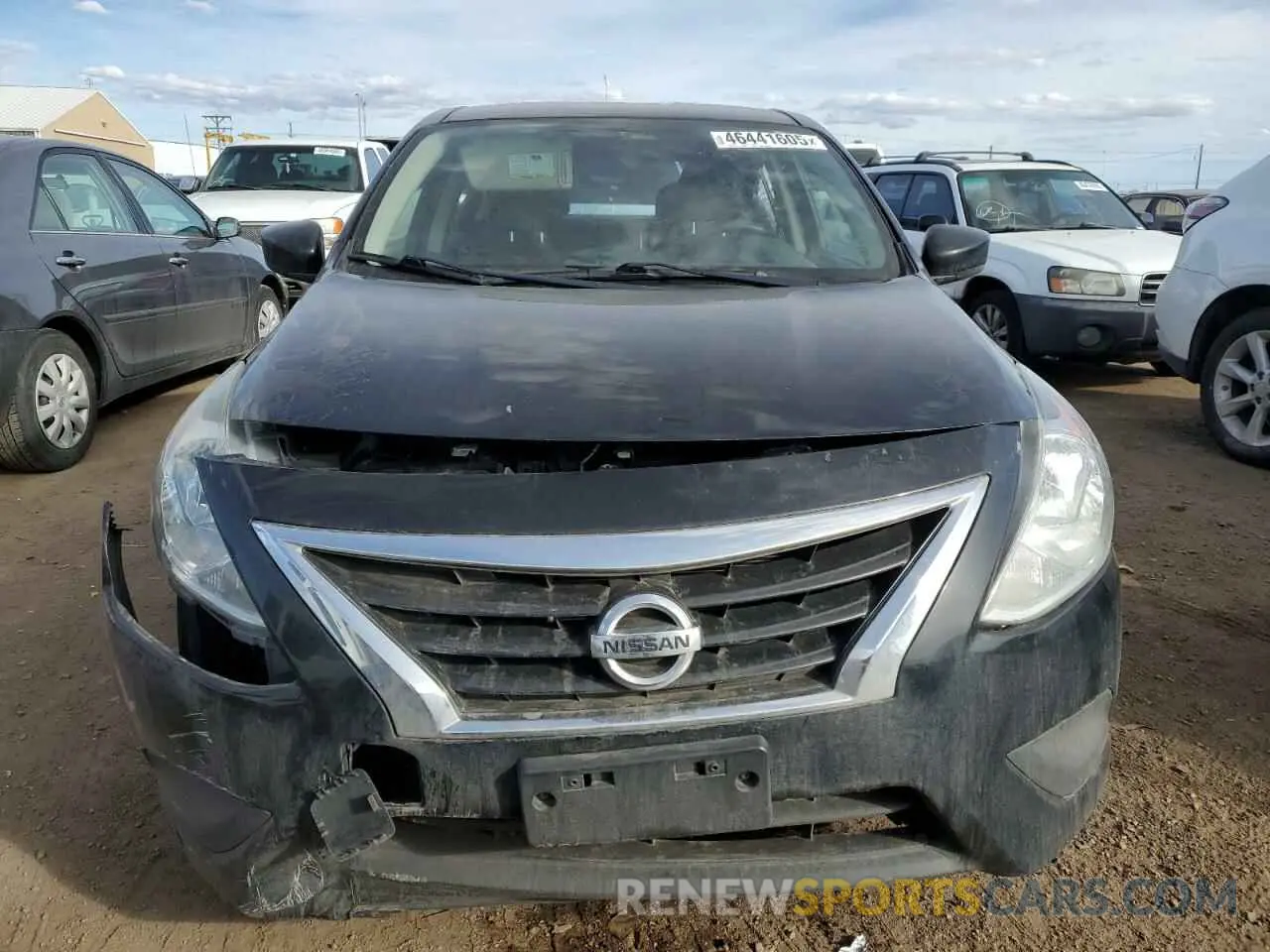 5 fotografías del automóvil dañado 3N1CN7AP8KL874429 NISSAN VERSA 2019