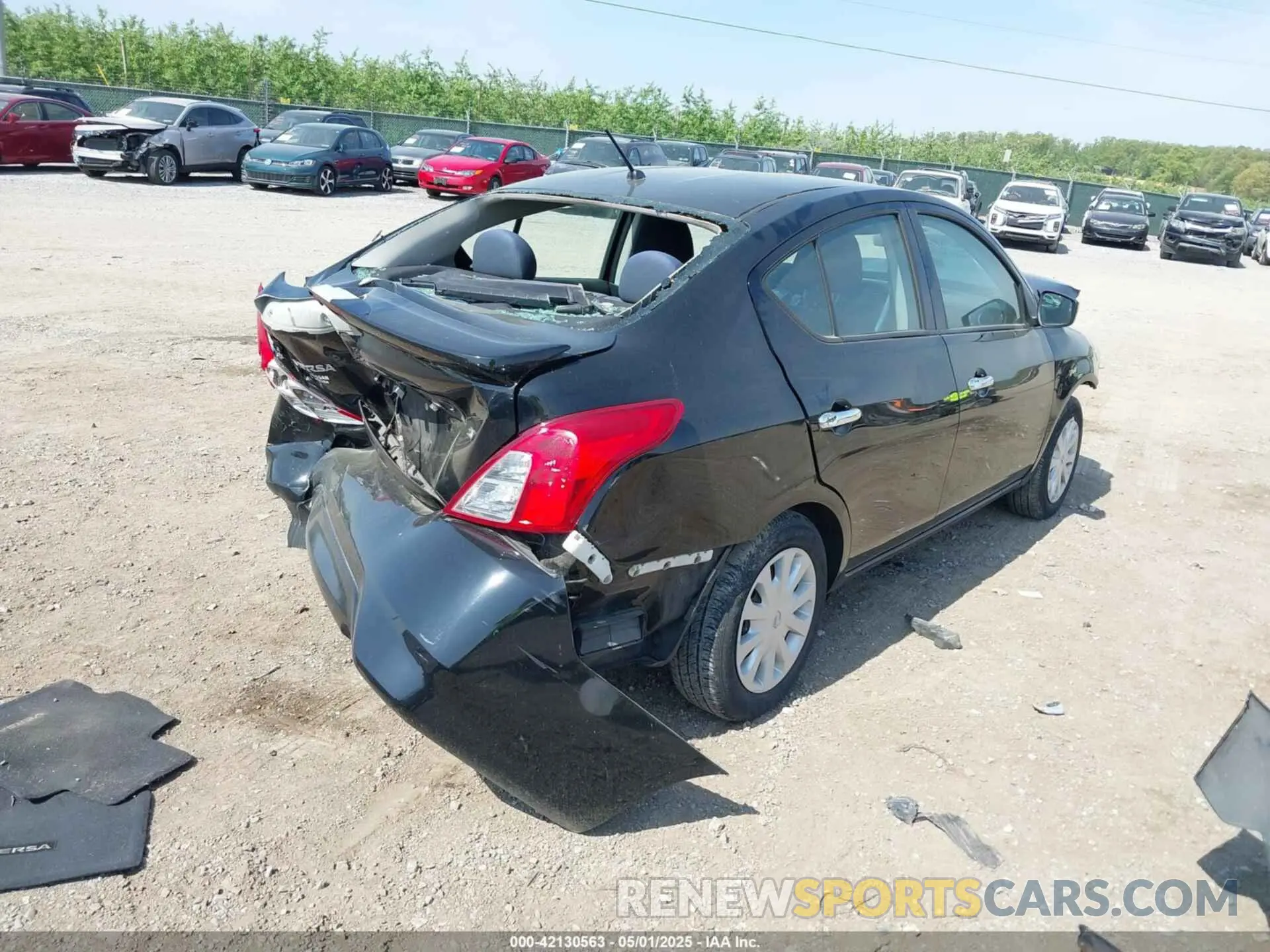4 fotografías del automóvil dañado 3N1CN7AP9KL820573 NISSAN VERSA 2019
