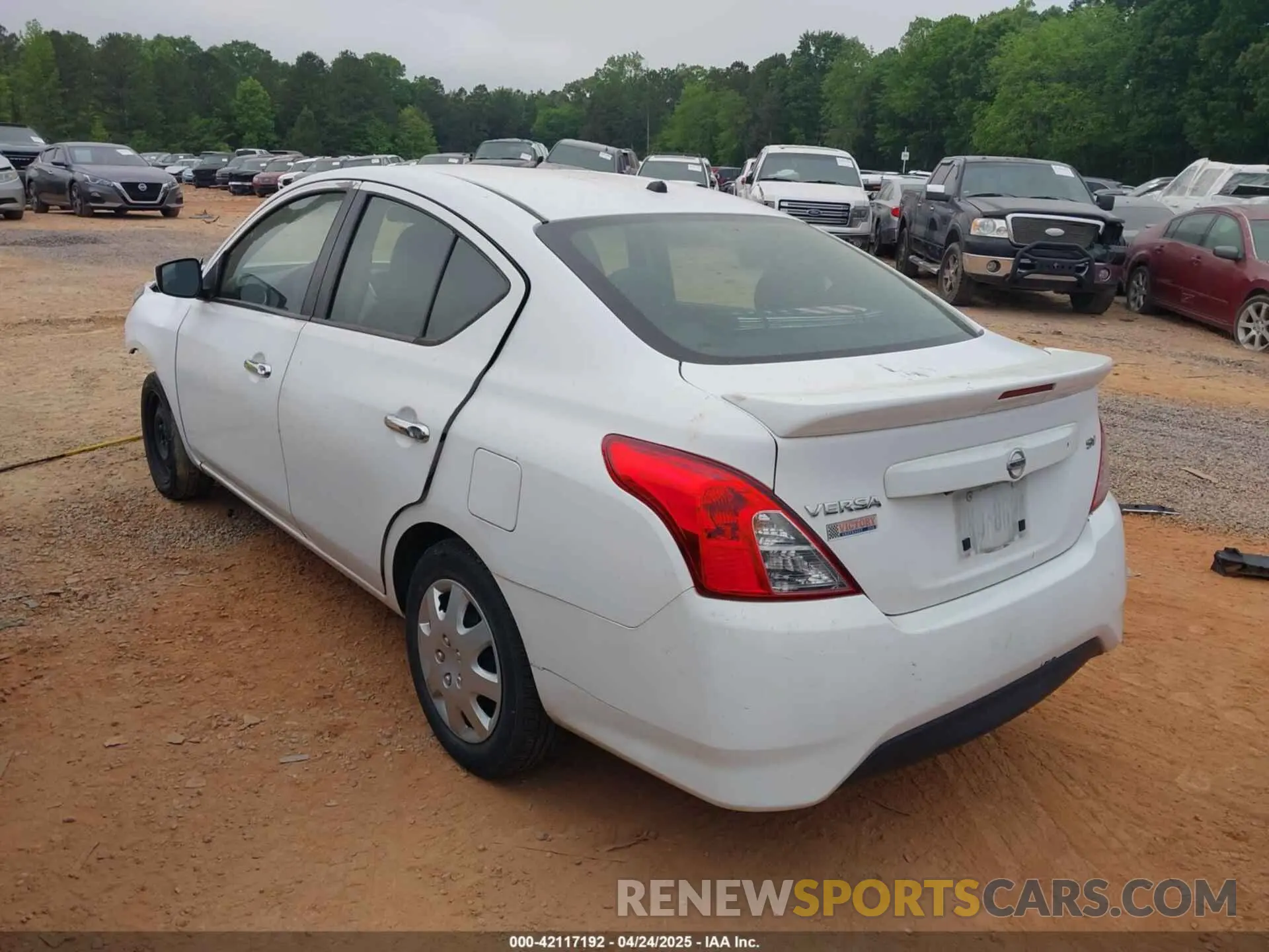 3 fotografías del automóvil dañado 3N1CN7AP9KL842119 NISSAN VERSA 2019