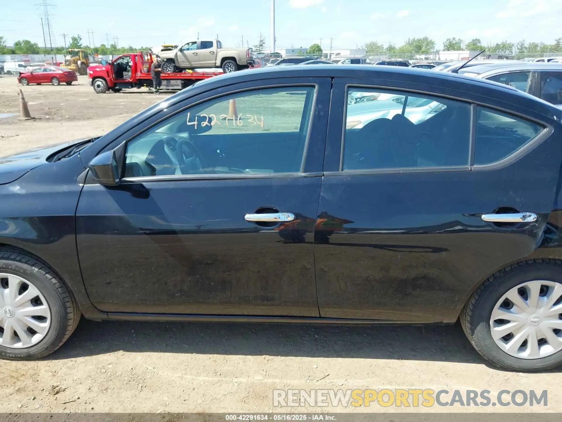15 fotografías del automóvil dañado 3N1CN7APXKL809050 NISSAN VERSA 2019