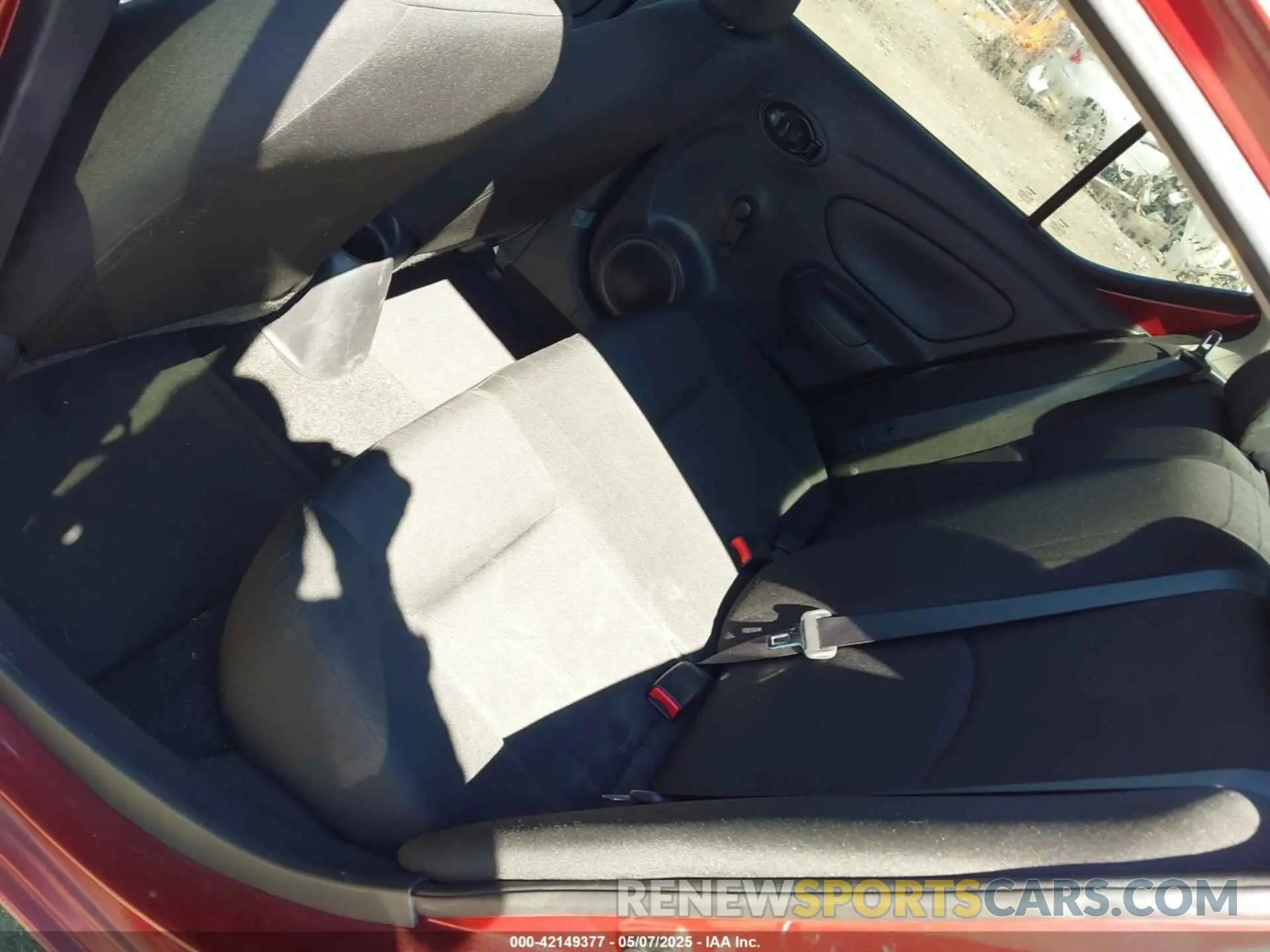 16 fotografías del automóvil dañado 3N1CN7APXKL820162 NISSAN VERSA 2019