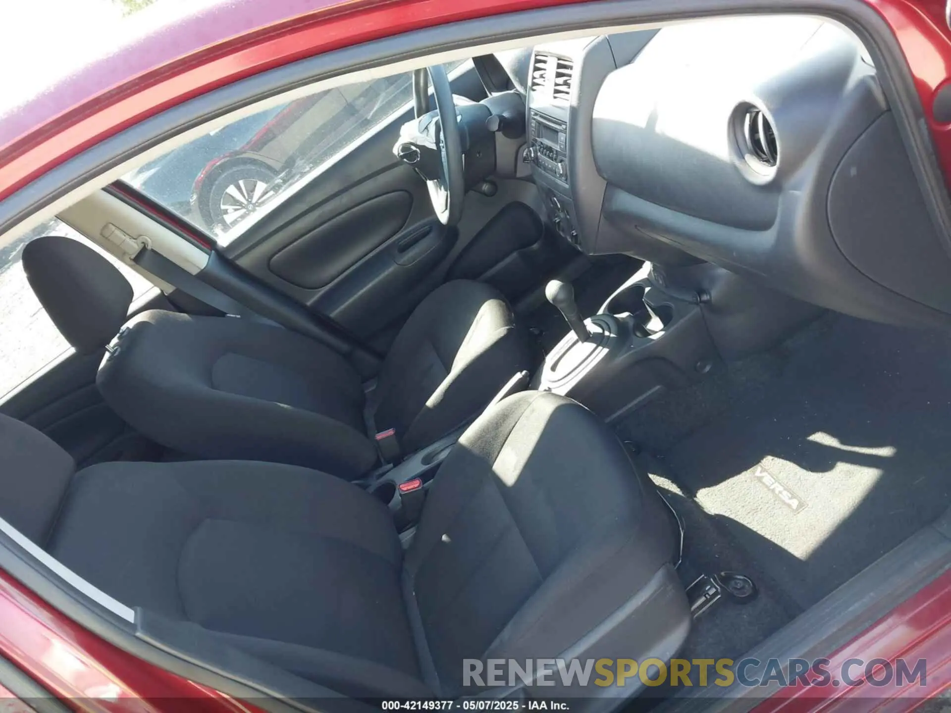 5 fotografías del automóvil dañado 3N1CN7APXKL820162 NISSAN VERSA 2019