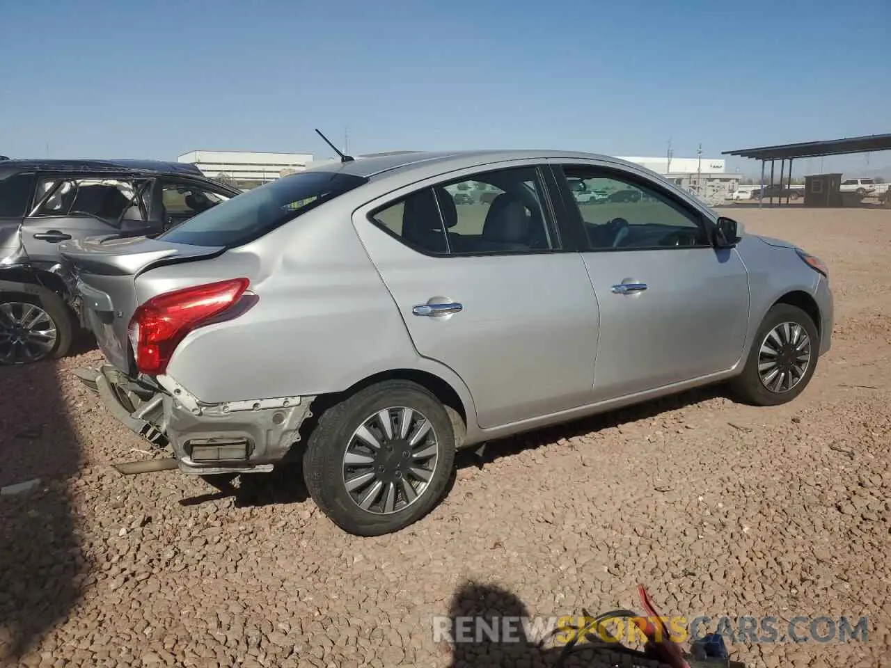 3 fotografías del automóvil dañado 3N1CN7APXKL849371 NISSAN VERSA 2019