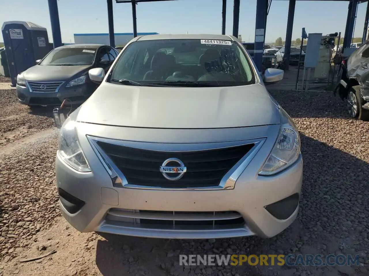 5 fotografías del automóvil dañado 3N1CN7APXKL849371 NISSAN VERSA 2019