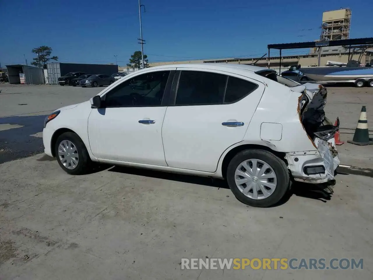 2 fotografías del automóvil dañado 3N1CN7APXKL865246 NISSAN VERSA 2019