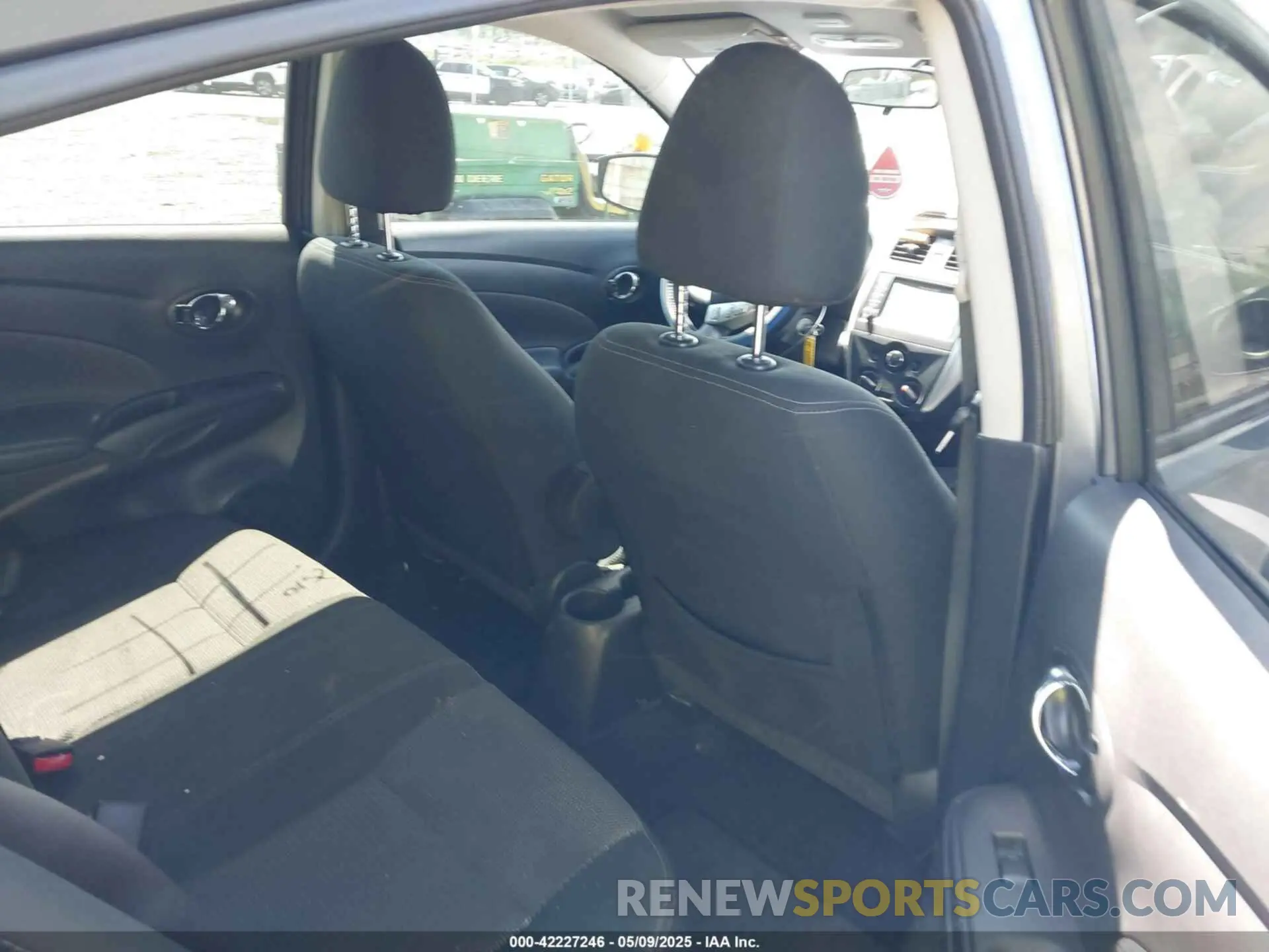 8 fotografías del automóvil dañado 3N1CN7APXKL876666 NISSAN VERSA 2019