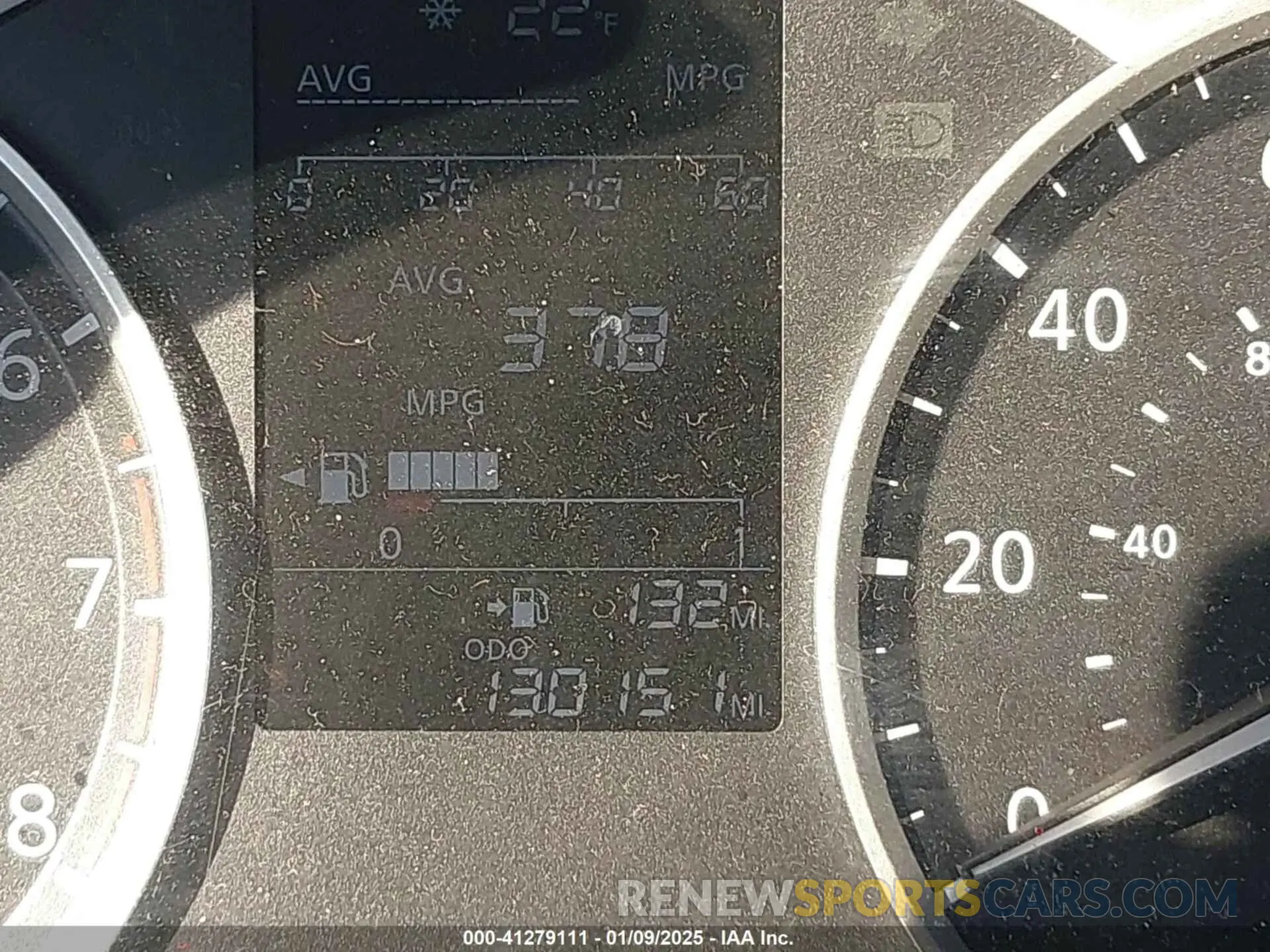 15 fotografías del automóvil dañado 3N1CN8BV3LL803174 NISSAN VERSA 2020