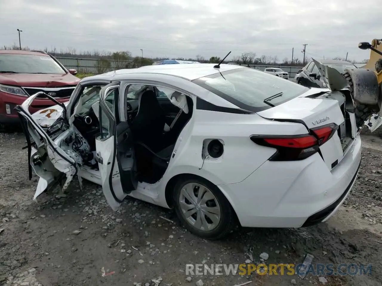 2 fotografías del automóvil dañado 3N1CN8BV5LL901476 NISSAN VERSA 2020