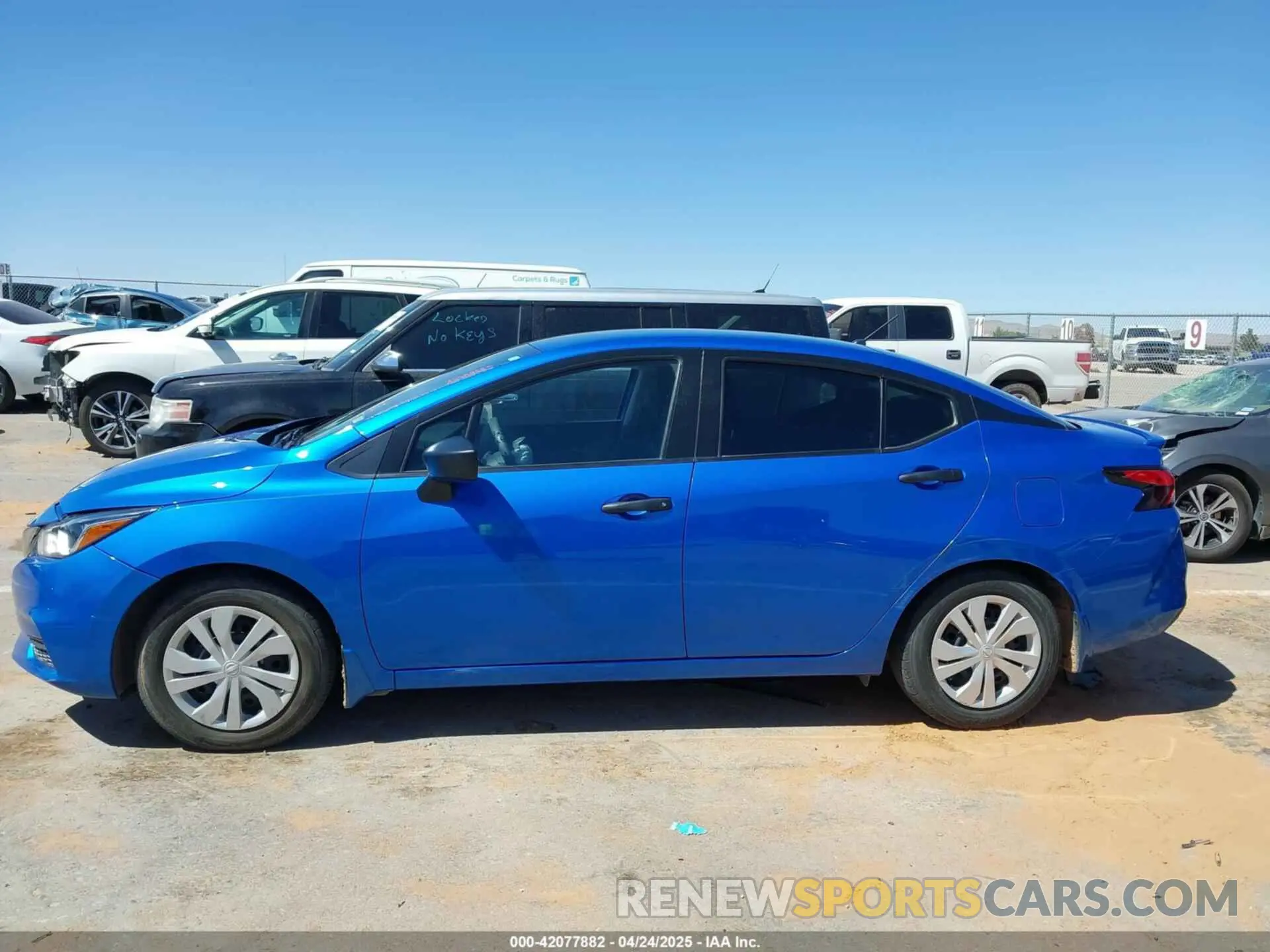 14 fotografías del automóvil dañado 3N1CN8DV0LL801833 NISSAN VERSA 2020
