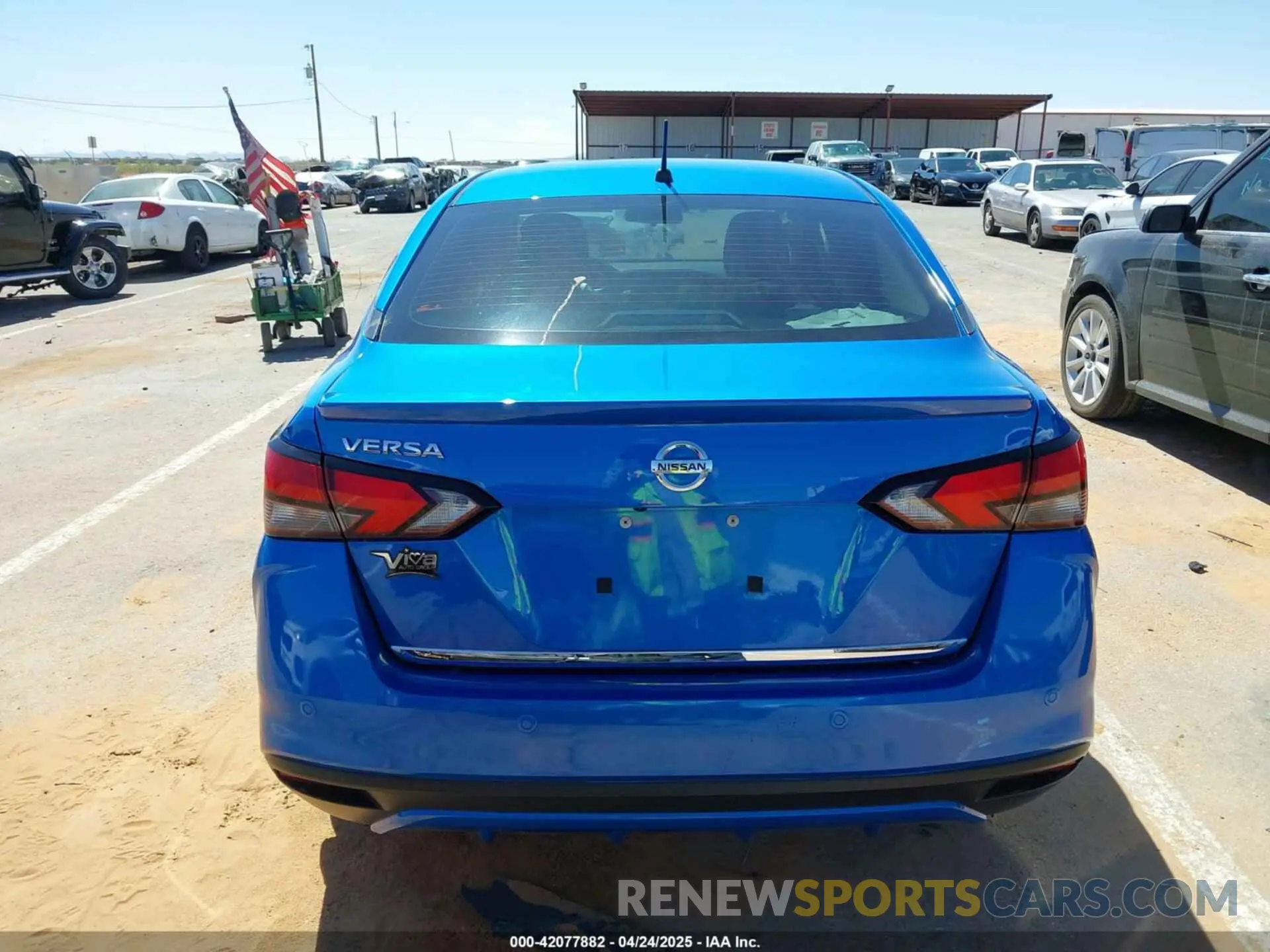 16 fotografías del automóvil dañado 3N1CN8DV0LL801833 NISSAN VERSA 2020