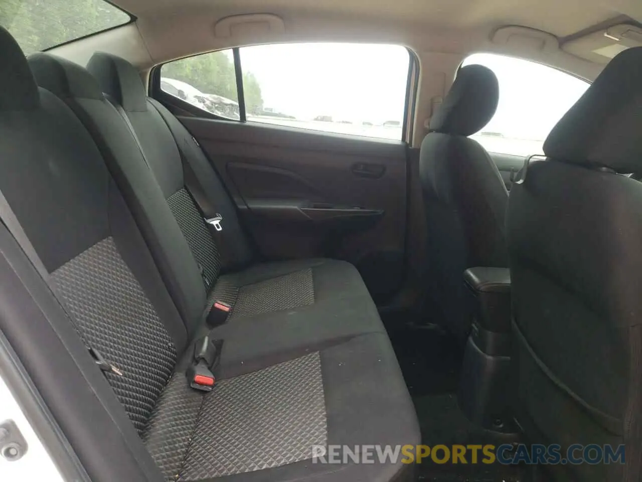 10 fotografías del automóvil dañado 3N1CN8DV0LL808376 NISSAN VERSA 2020