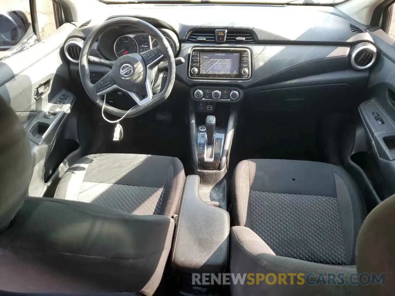 8 fotografías del automóvil dañado 3N1CN8DV0LL910714 NISSAN VERSA 2020