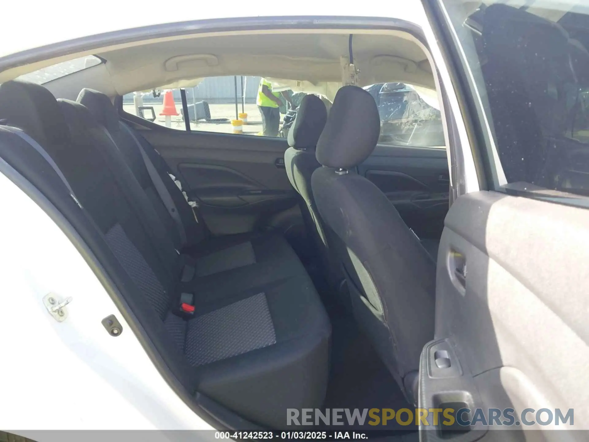 8 fotografías del automóvil dañado 3N1CN8DV1LL813781 NISSAN VERSA 2020