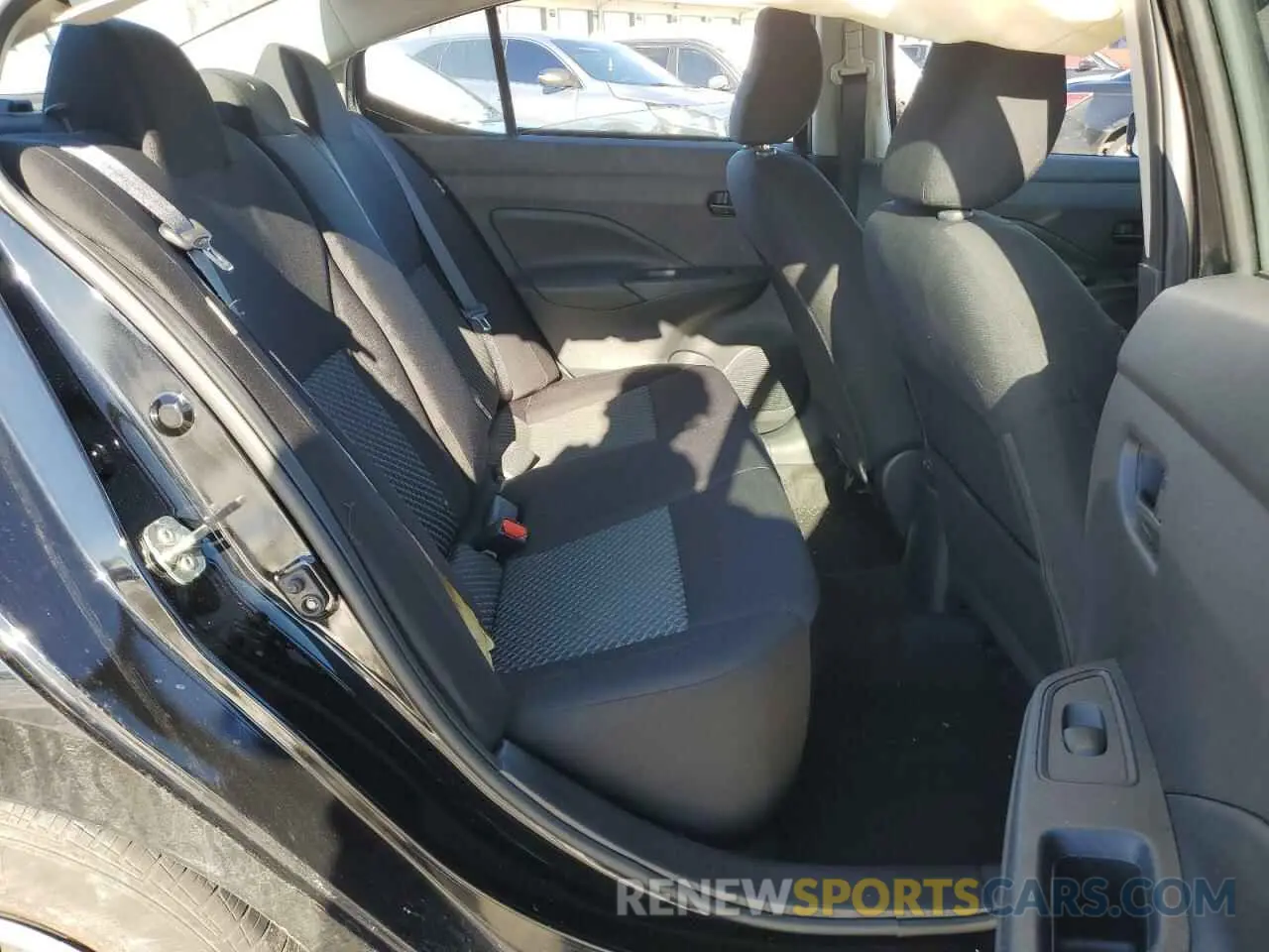 10 fotografías del automóvil dañado 3N1CN8DV1LL911936 NISSAN VERSA 2020