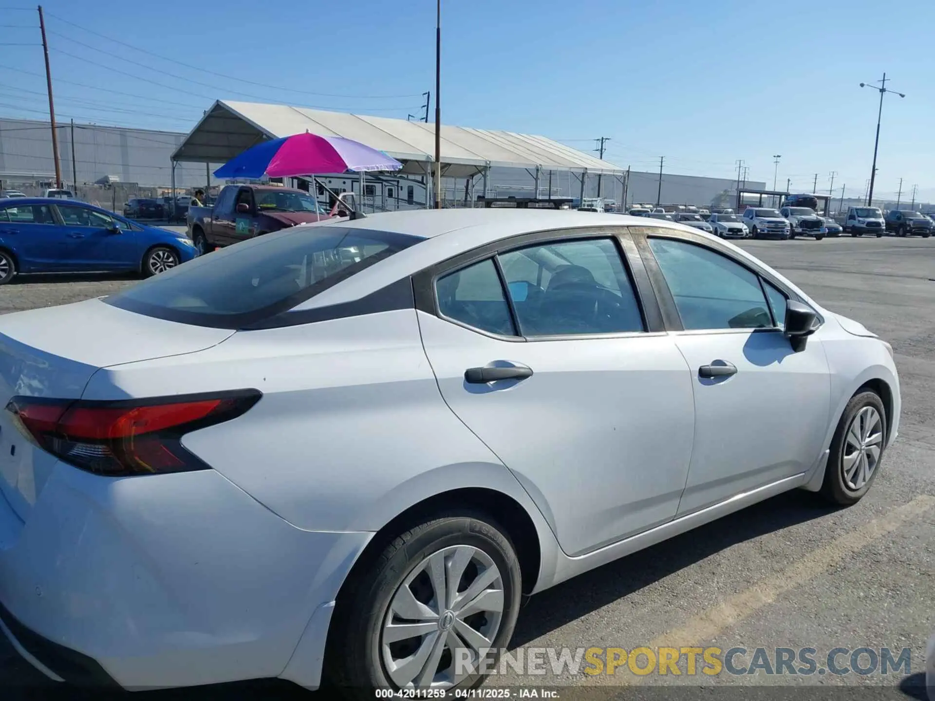 14 fotografías del automóvil dañado 3N1CN8DV2LL803602 NISSAN VERSA 2020