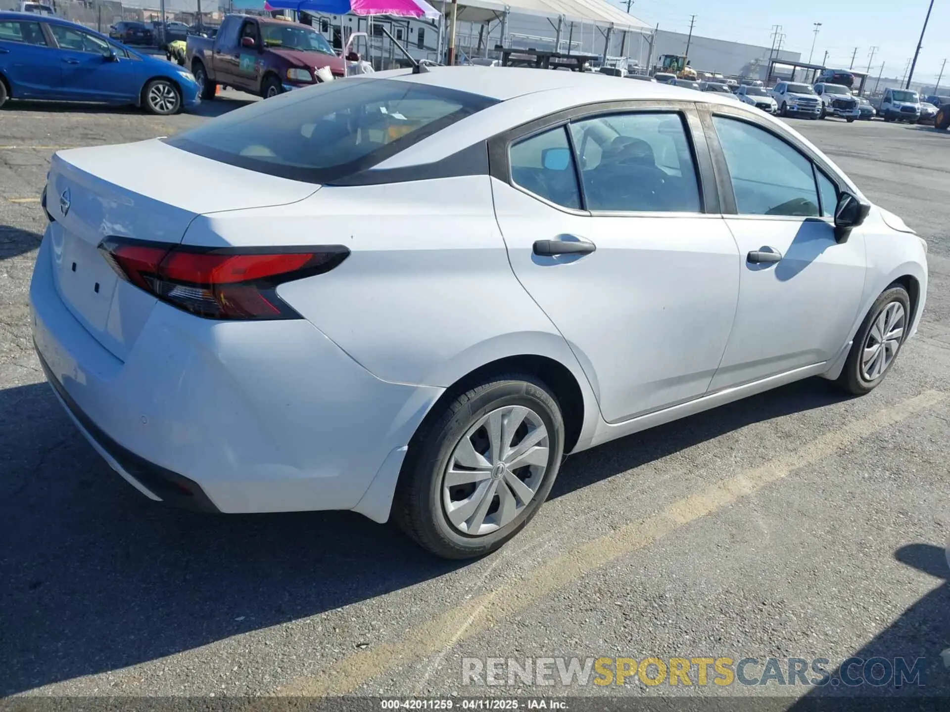 4 fotografías del automóvil dañado 3N1CN8DV2LL803602 NISSAN VERSA 2020