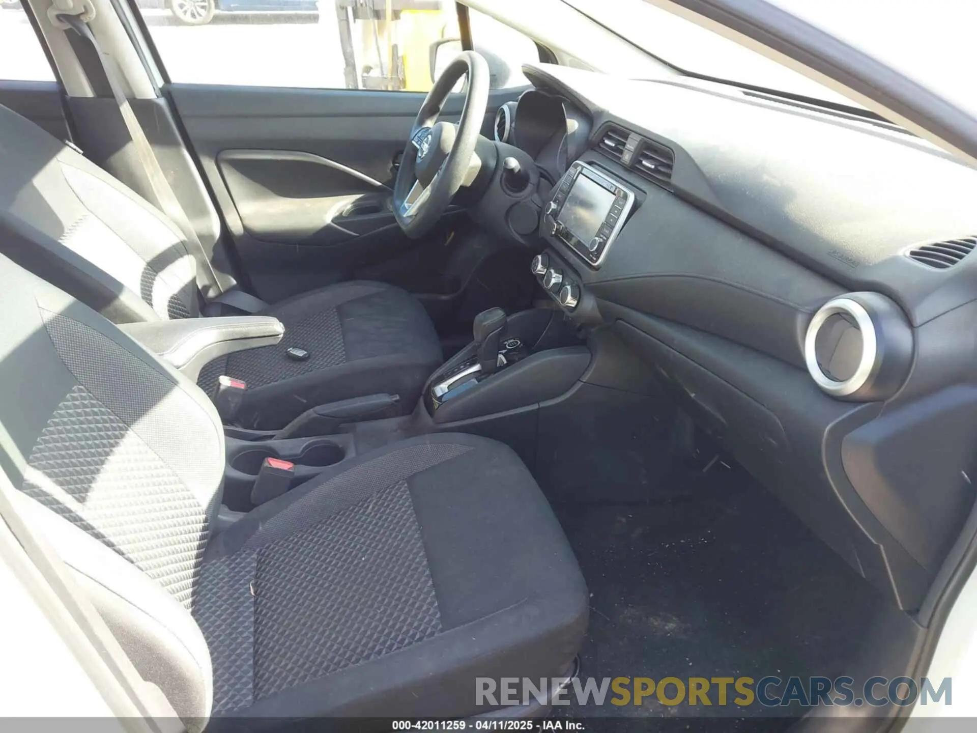 5 fotografías del automóvil dañado 3N1CN8DV2LL803602 NISSAN VERSA 2020