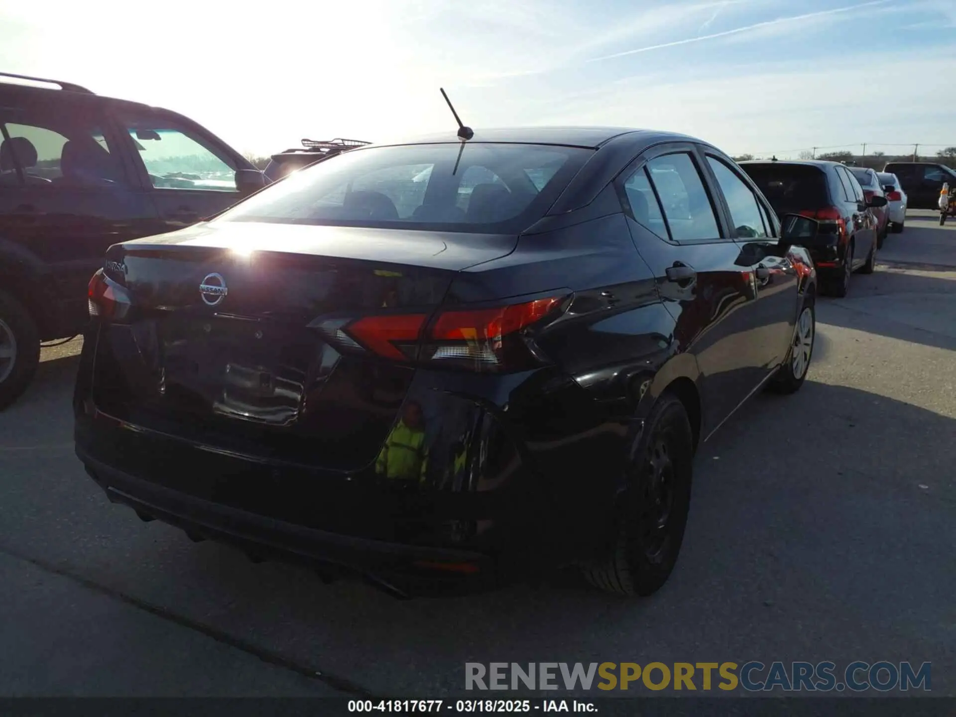 4 fotografías del automóvil dañado 3N1CN8DV2LL904865 NISSAN VERSA 2020