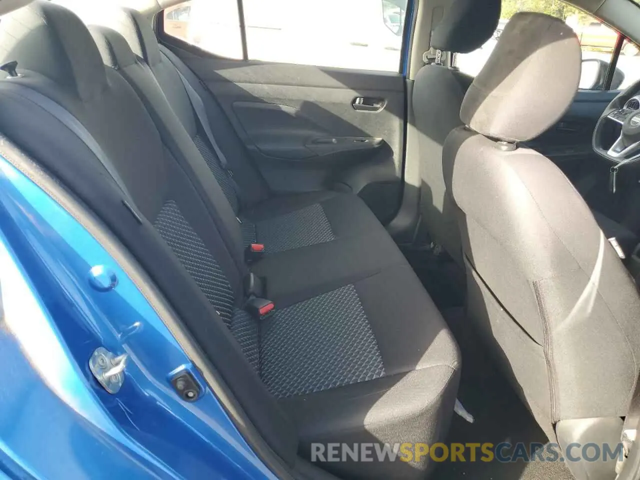 10 fotografías del automóvil dañado 3N1CN8DV3LL800109 NISSAN VERSA 2020