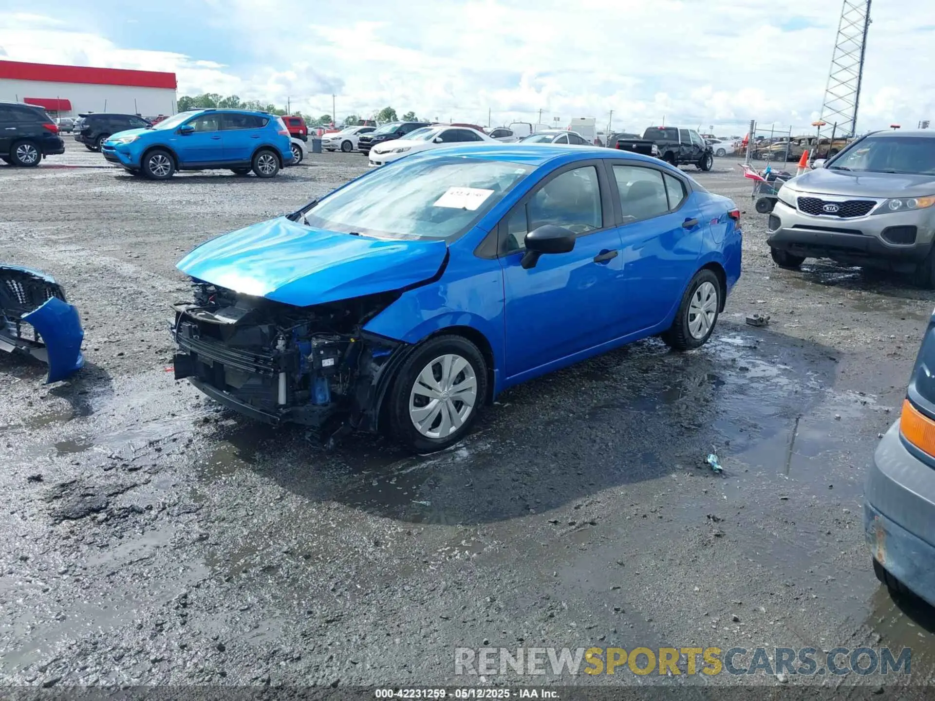2 fotografías del automóvil dañado 3N1CN8DV3LL831778 NISSAN VERSA 2020
