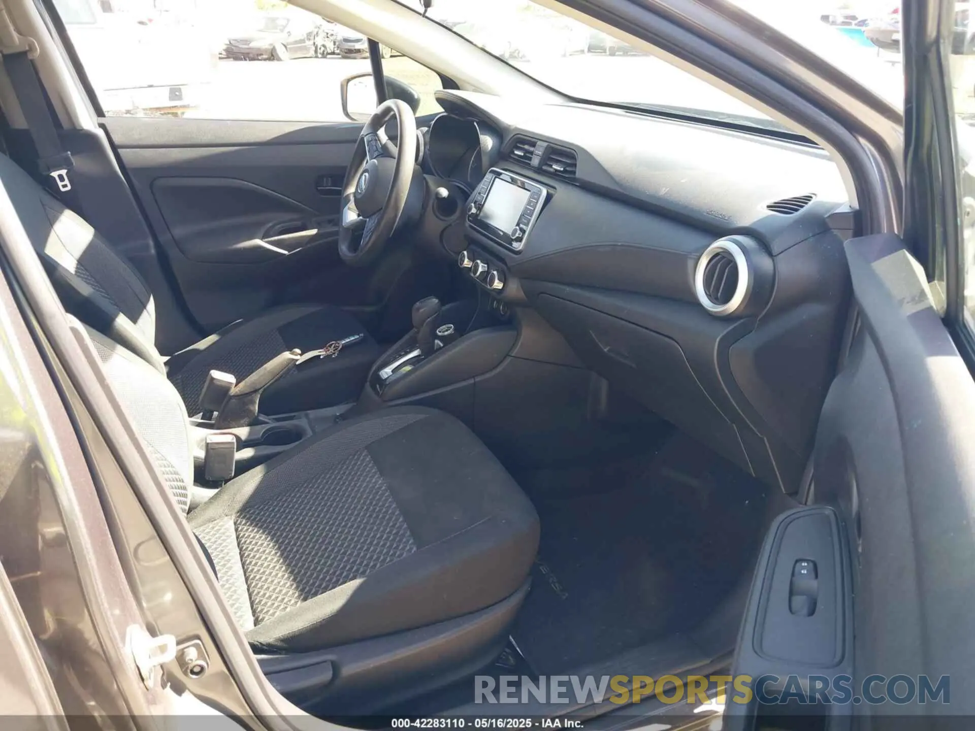 5 fotografías del automóvil dañado 3N1CN8DV3LL902977 NISSAN VERSA 2020