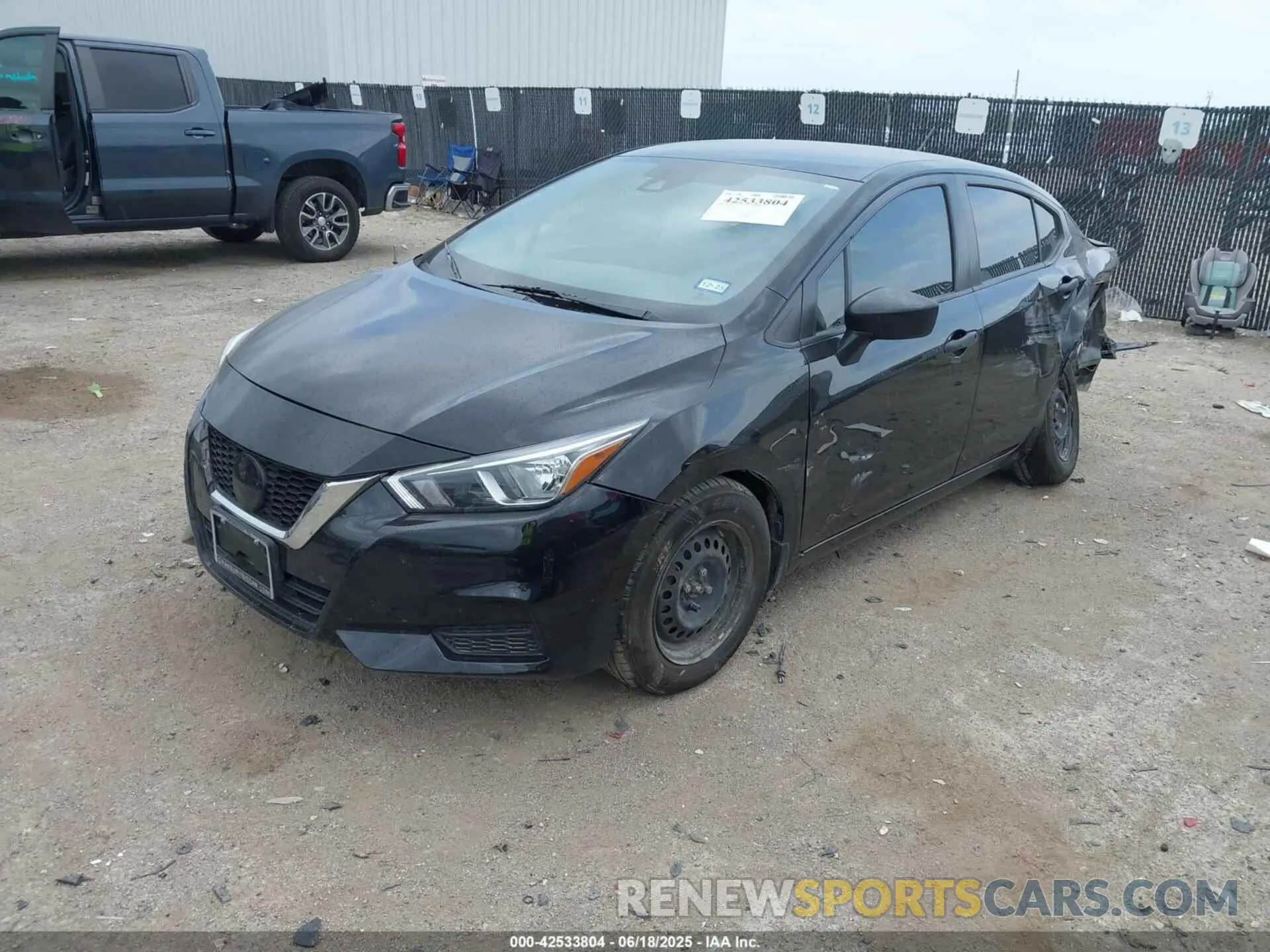 2 fotografías del automóvil dañado 3N1CN8DV3LL913137 NISSAN VERSA 2020