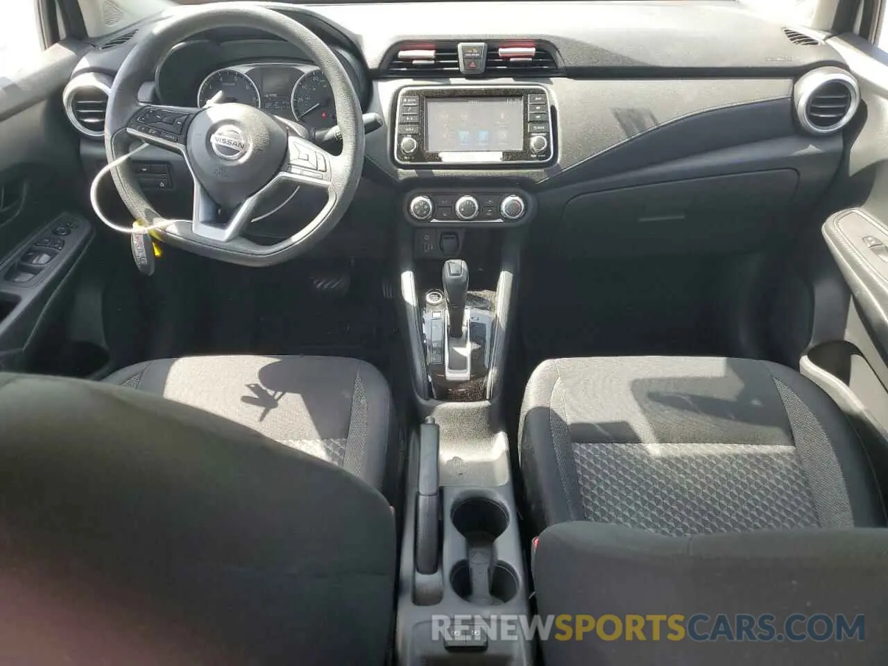 8 fotografías del automóvil dañado 3N1CN8DV4LL885963 NISSAN VERSA 2020