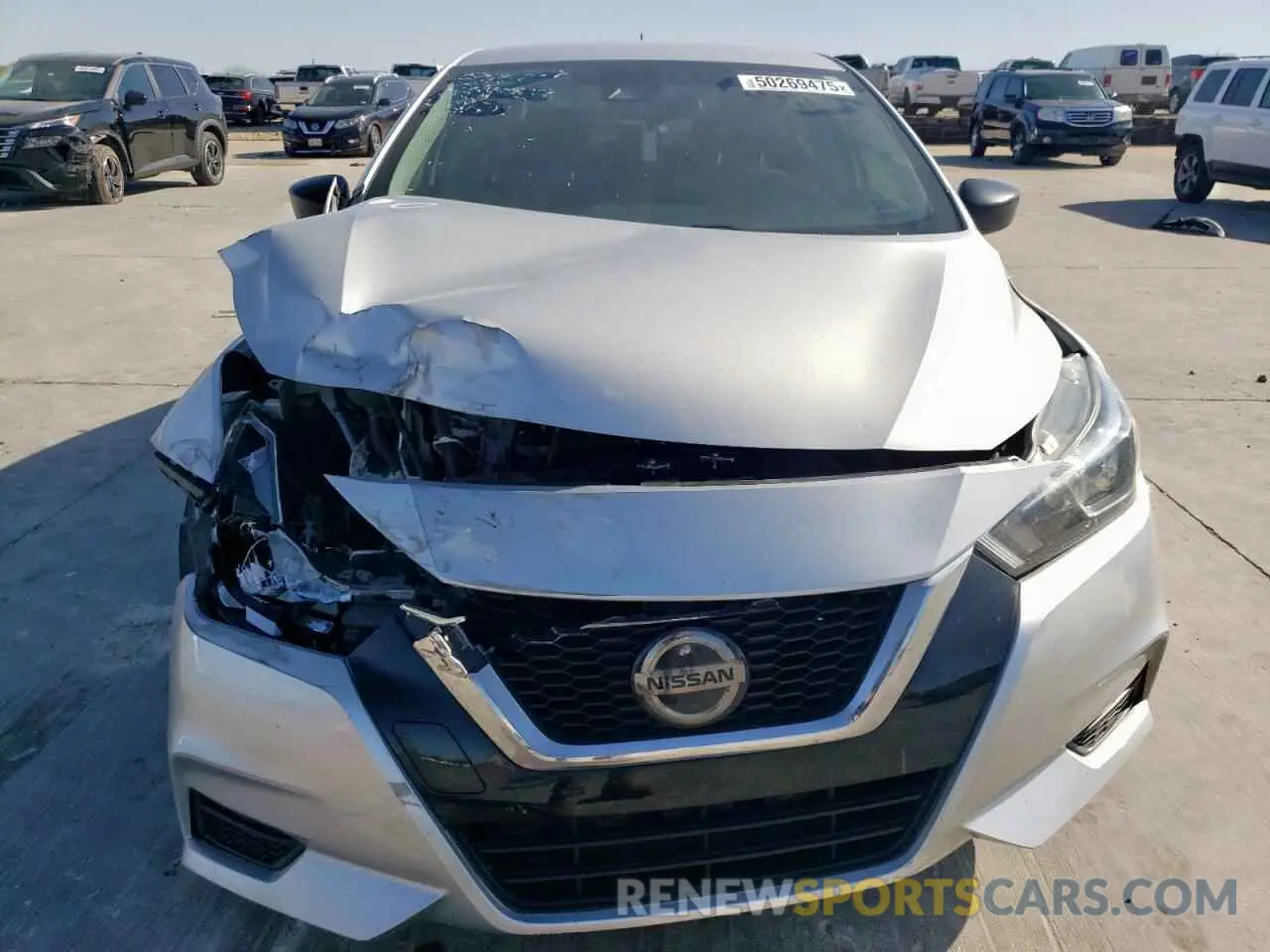 5 fotografías del automóvil dañado 3N1CN8DV4LL897403 NISSAN VERSA 2020