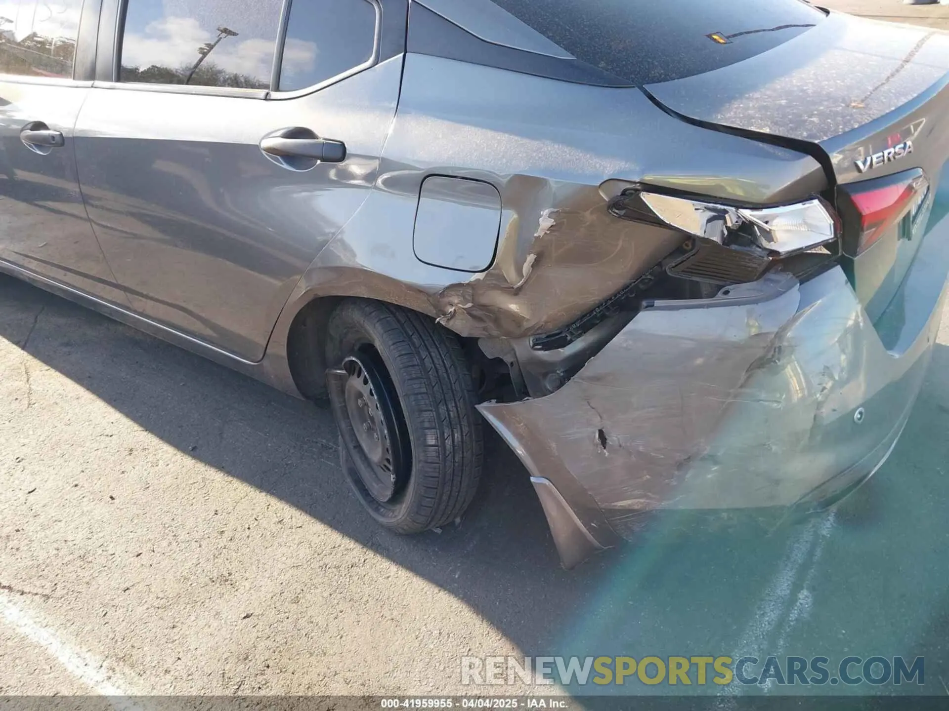 12 fotografías del automóvil dañado 3N1CN8DV5LL803481 NISSAN VERSA 2020