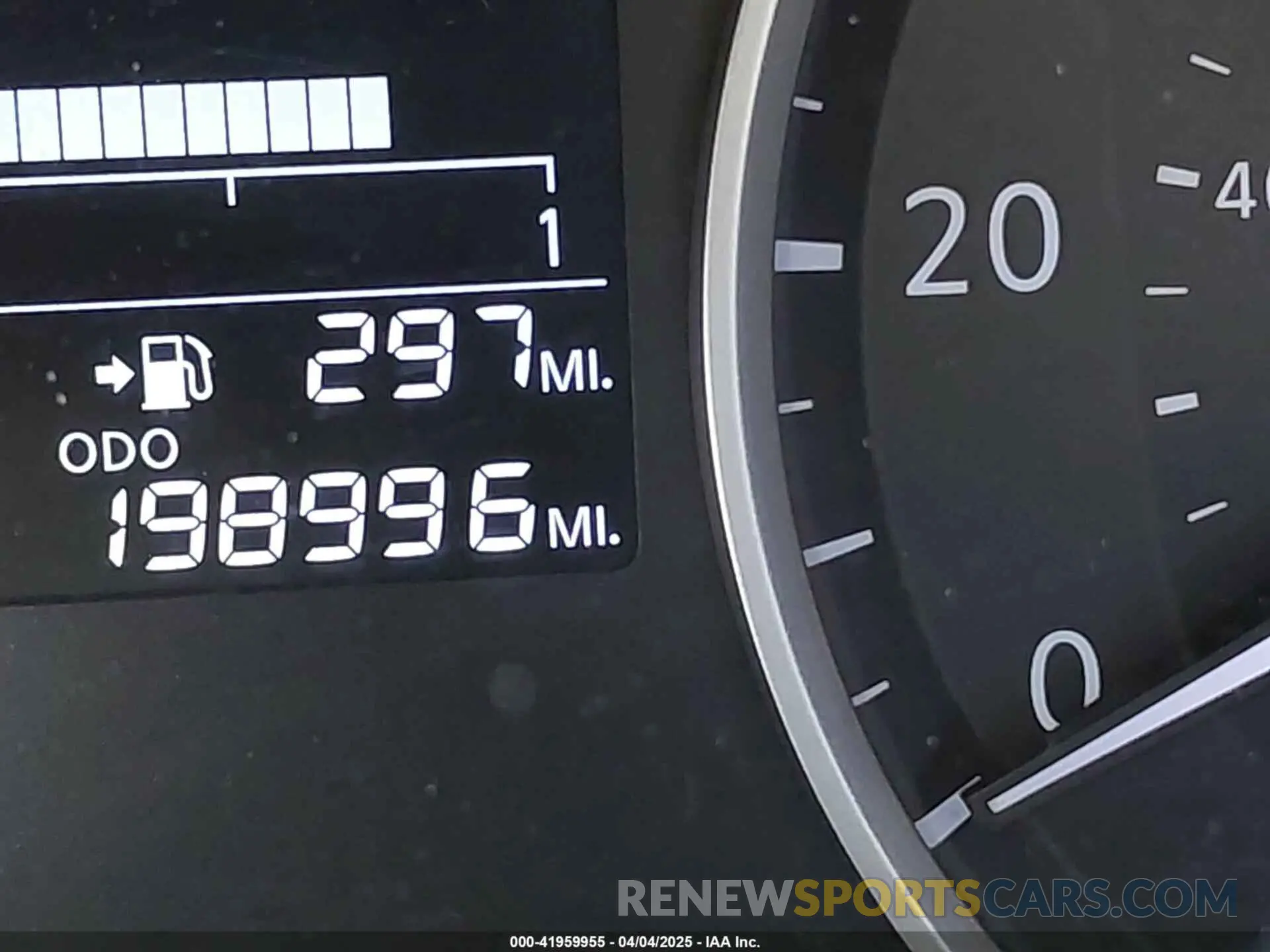 16 fotografías del automóvil dañado 3N1CN8DV5LL803481 NISSAN VERSA 2020