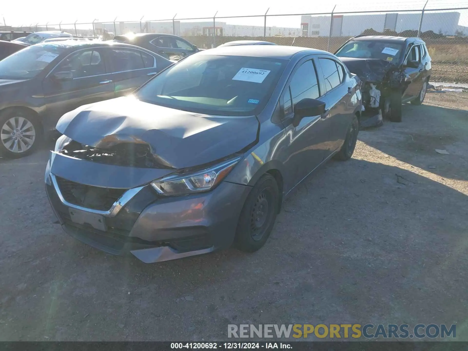 2 fotografías del automóvil dañado 3N1CN8DV5LL847223 NISSAN VERSA 2020