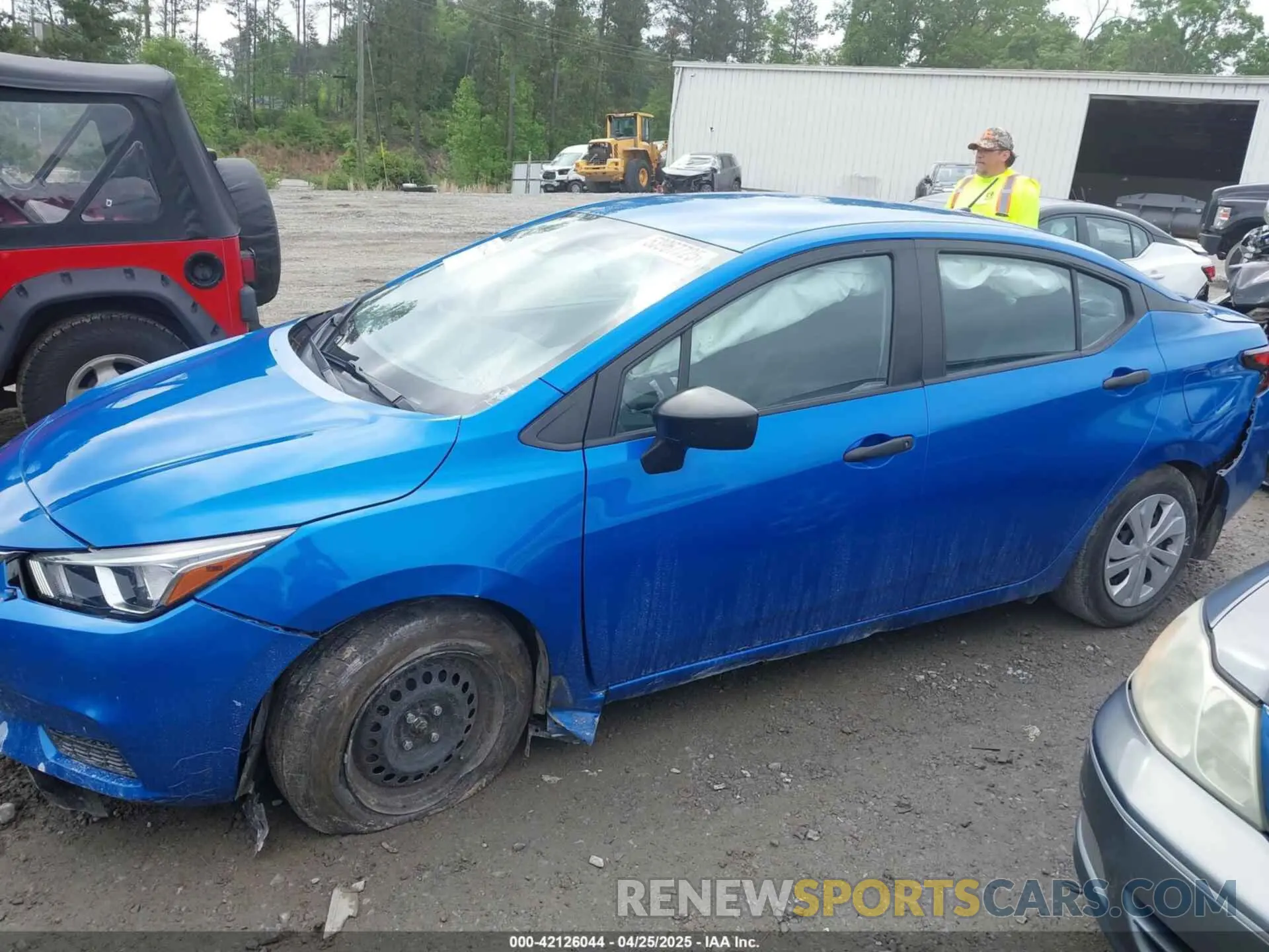 14 fotografías del automóvil dañado 3N1CN8DV6LL900625 NISSAN VERSA 2020