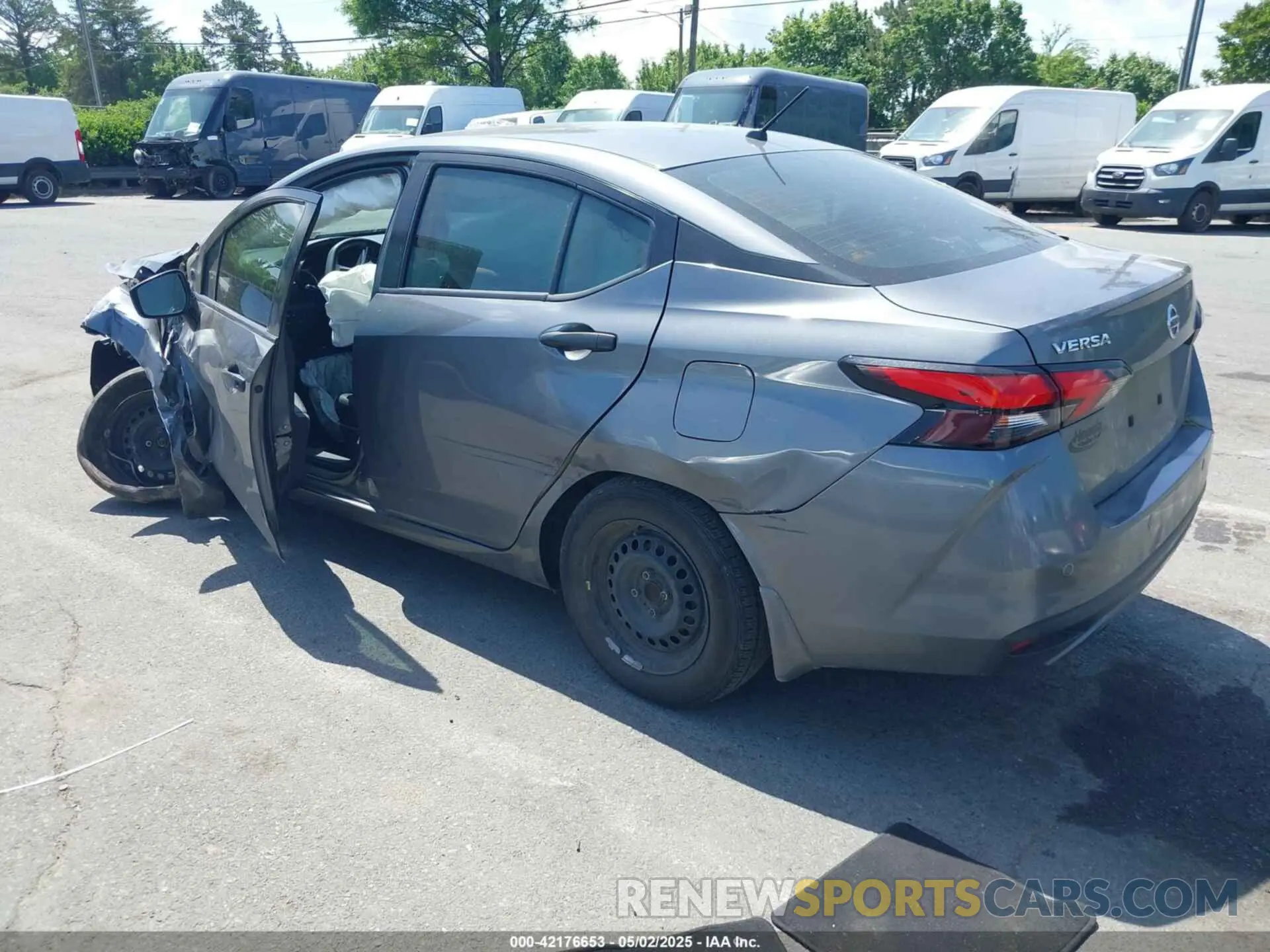 3 fotografías del automóvil dañado 3N1CN8DV6LL918073 NISSAN VERSA 2020