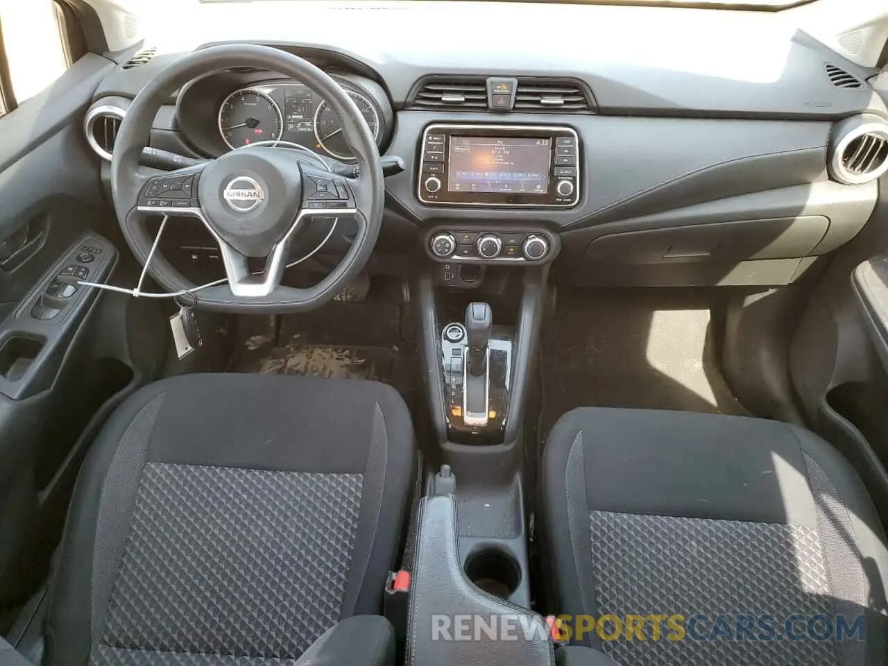 8 fotografías del automóvil dañado 3N1CN8DV7LL823604 NISSAN VERSA 2020